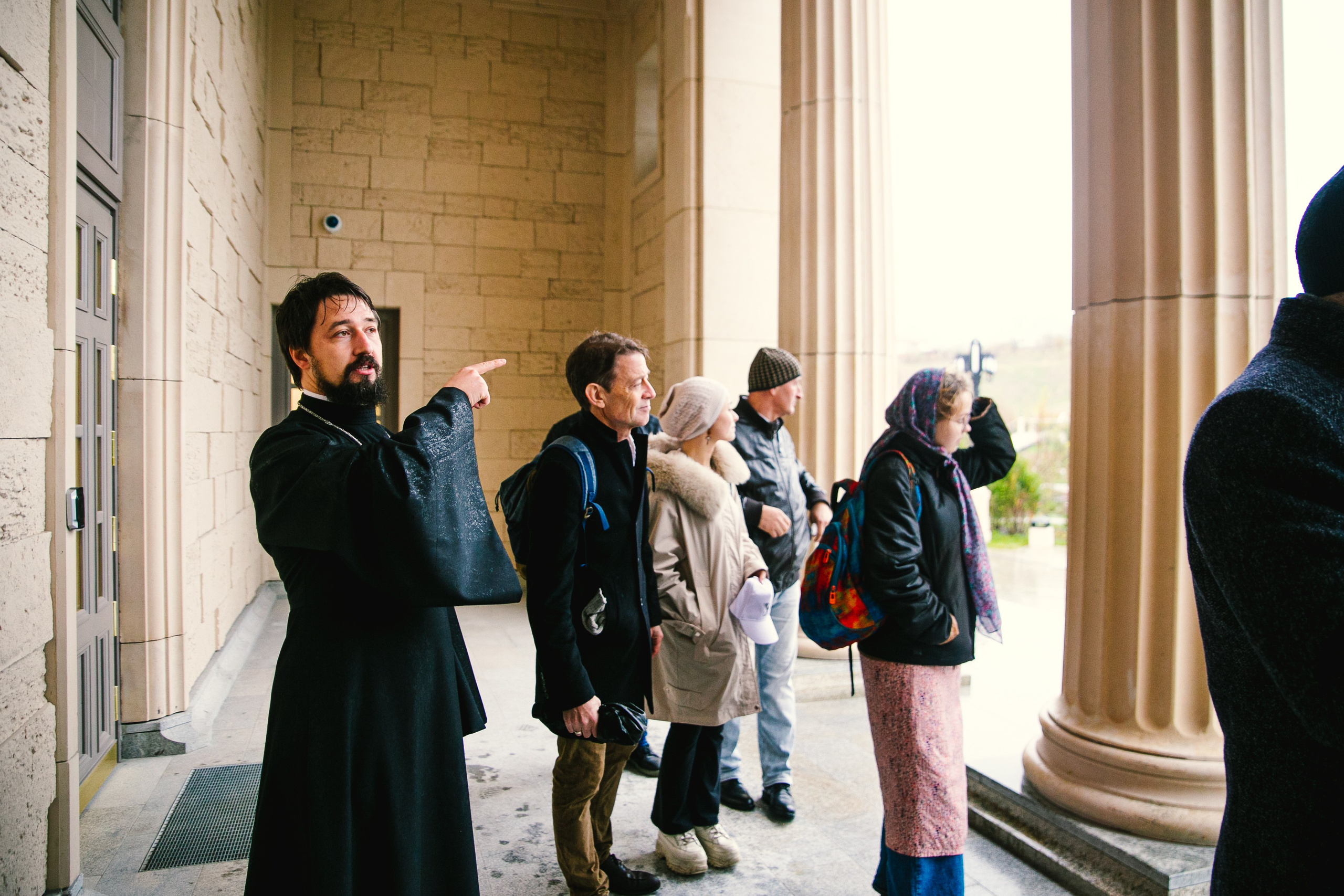 Сербская делигация в Новом Херсонесе. Фотограф в Крыму