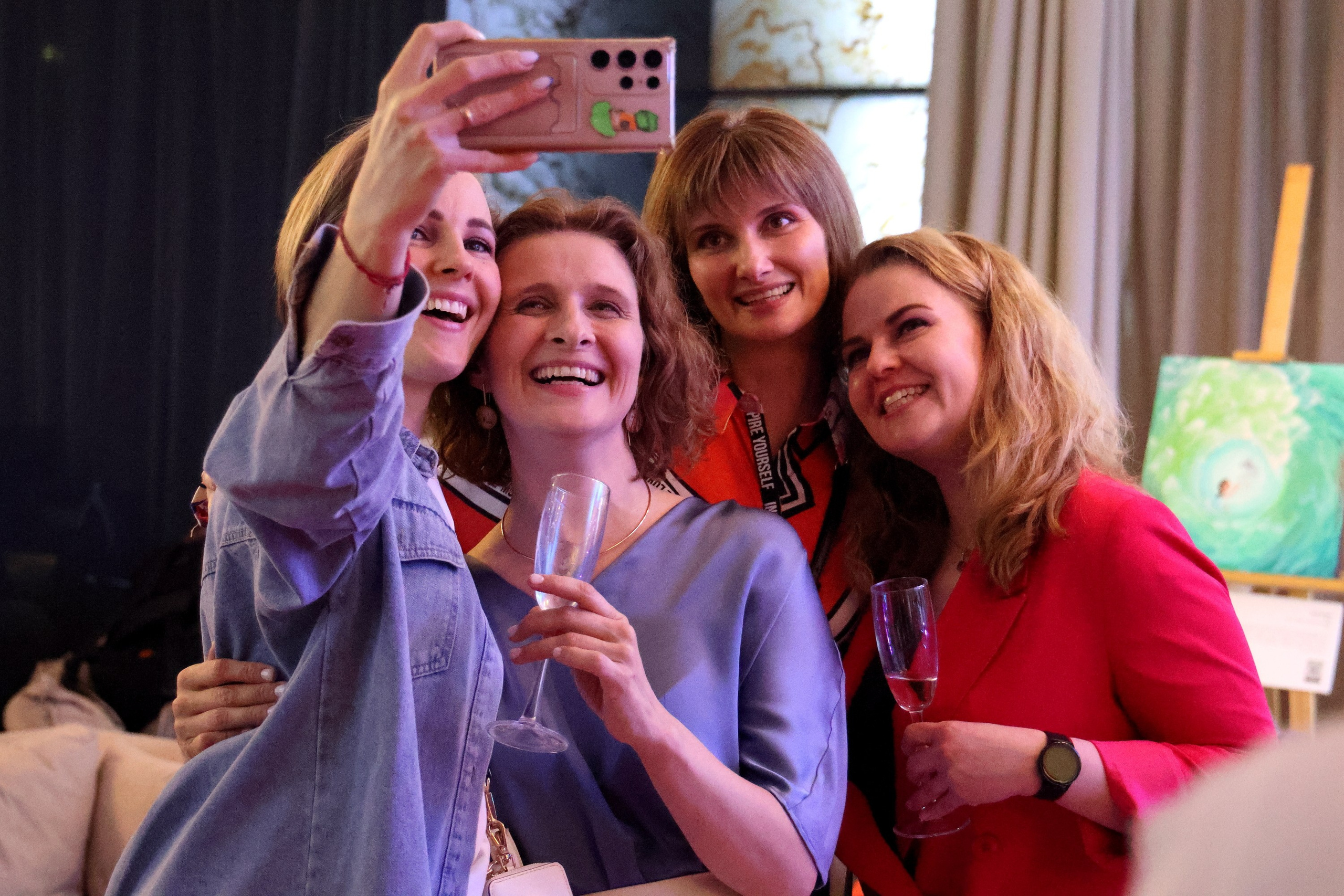 29 Февраля в отеле PALMIRA BC состоялось Арт соБытие:  Эксклюзивная выставка из Дубая и мероприятие в рамках проекта Наталии Лукомской 