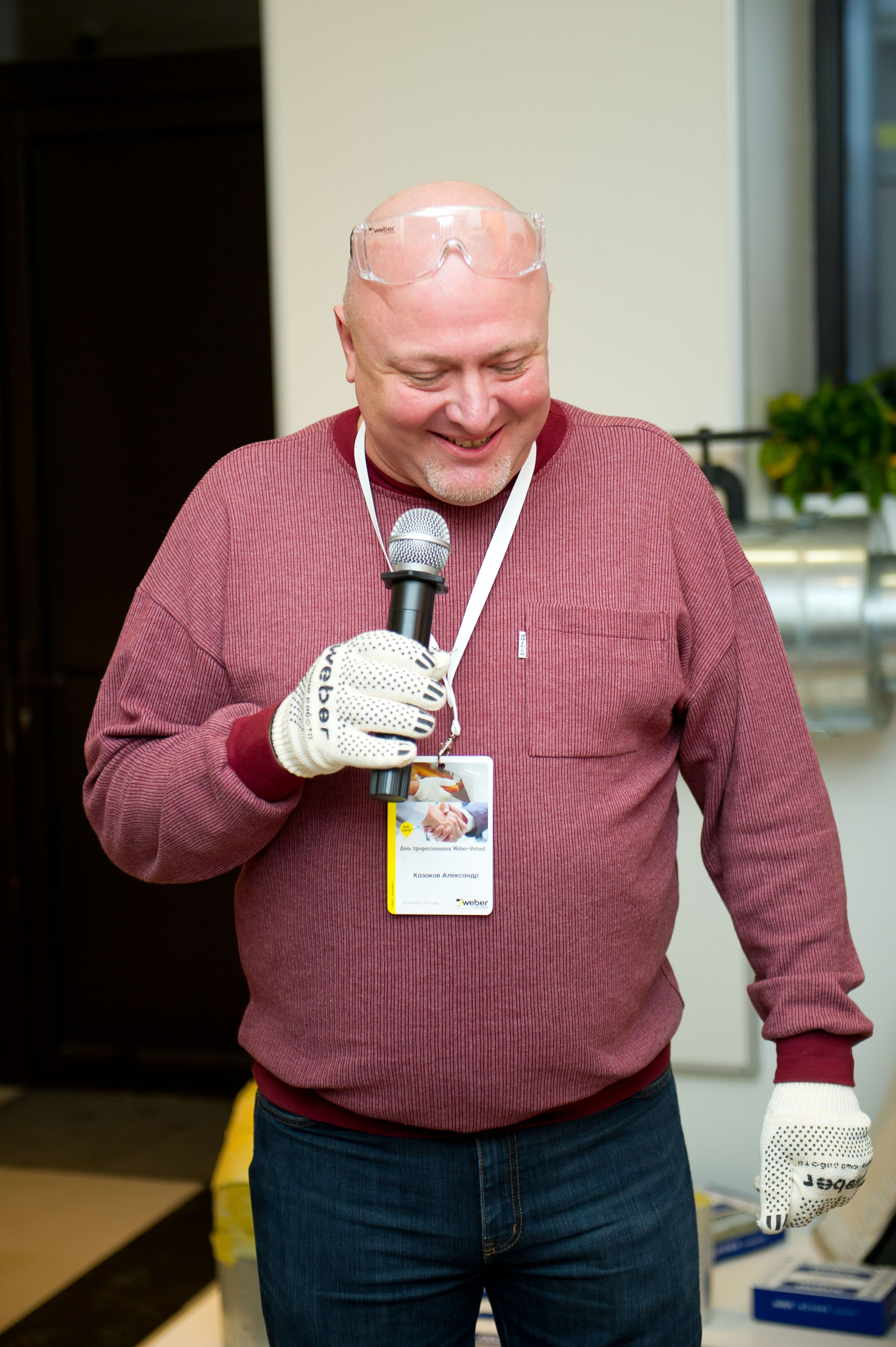 Saint-Gobain демонстрационный центр. Встреча блогеров и представителей фирмы. Репортажный фотограф и видеограф Слава Думчев. Тимбилдинги, отчетники, корпоративы