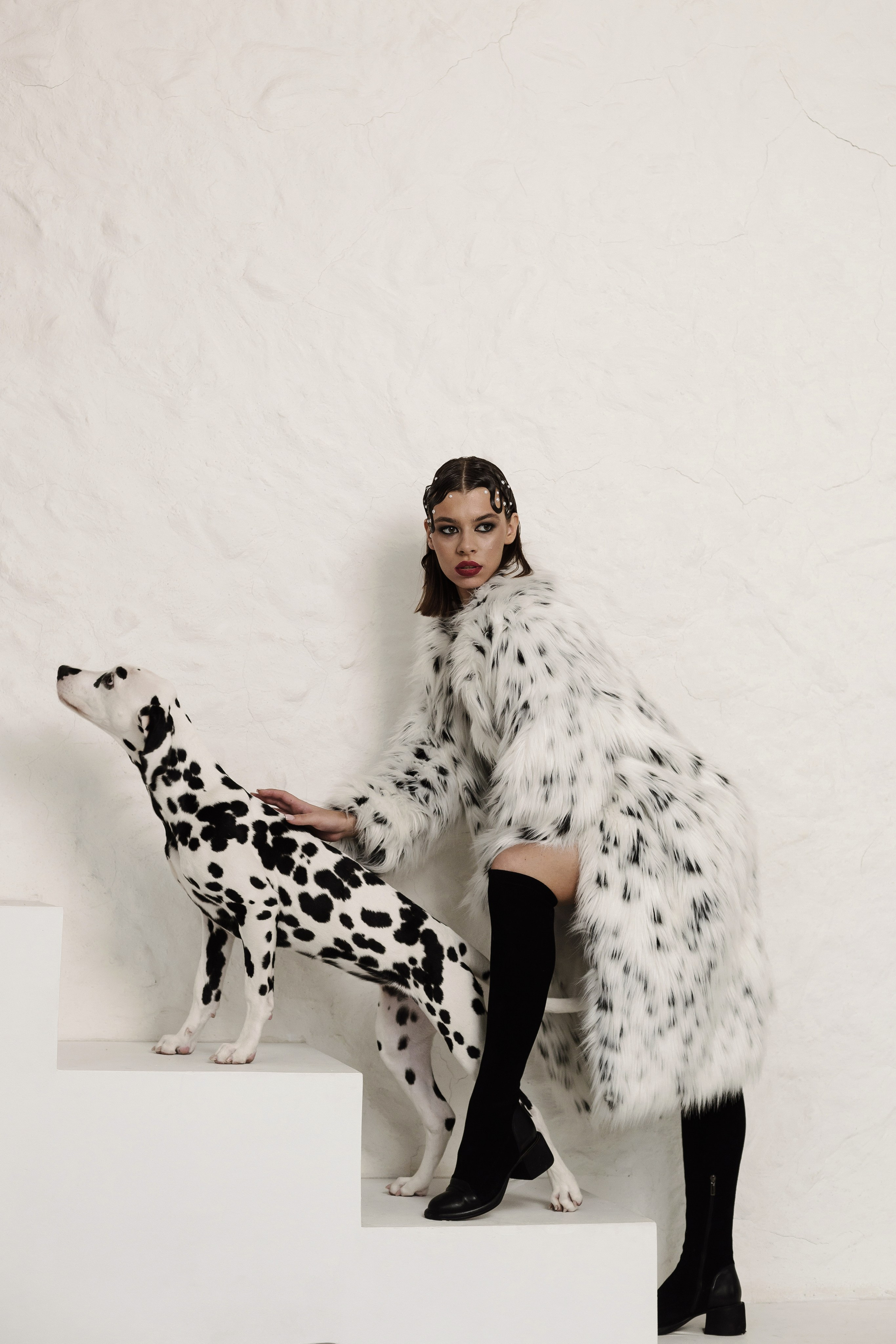 Md:@m_korsunenko Hair: @aleksandrova.hair Org: @creative_photoday Loc: Ark studio | фотостудия СПБ Dogs: vk.com/club2372836