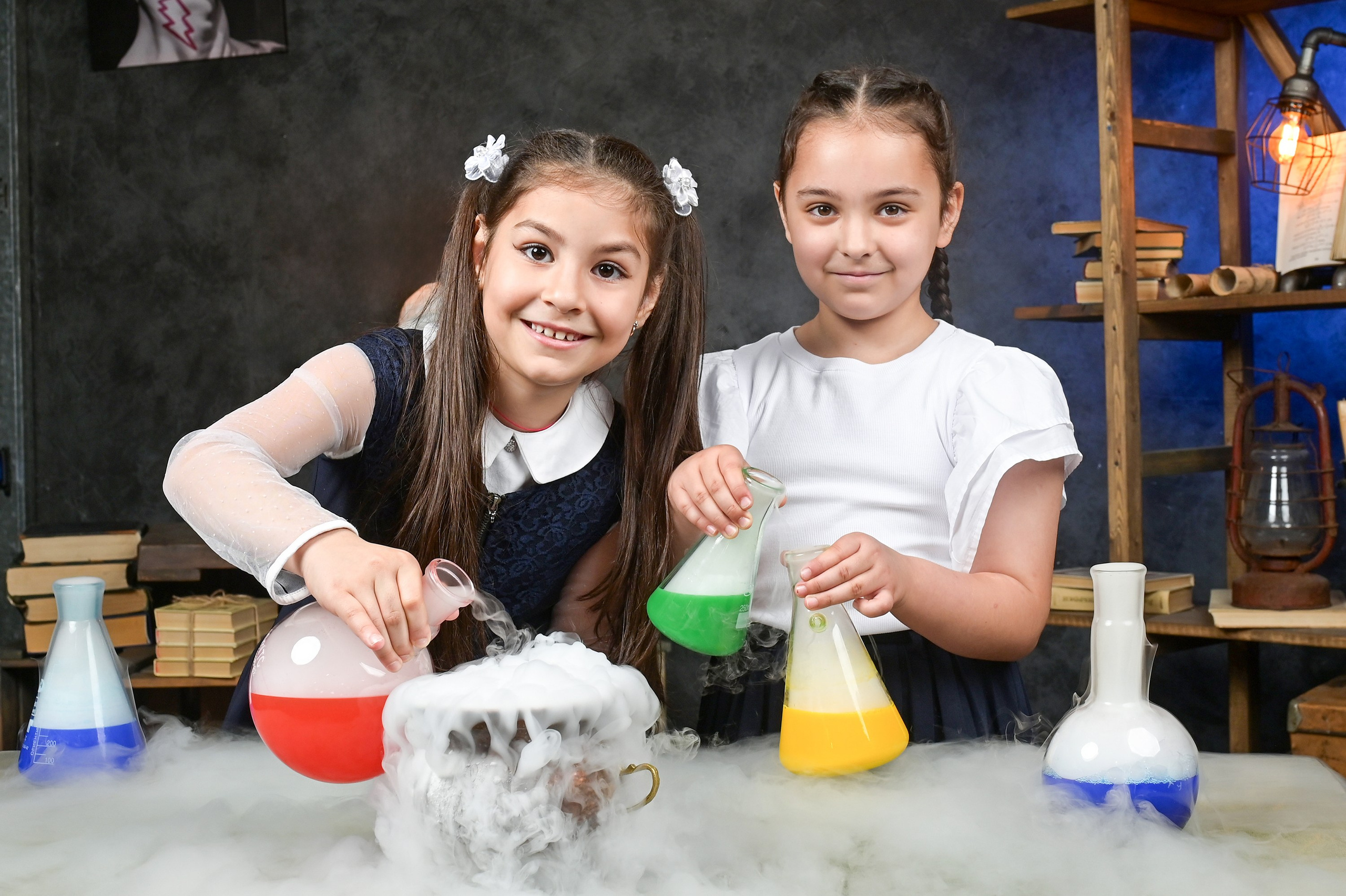Галерея фотографий. Первая школьная фотостудия Zoom-Zoom в городе Владикавказ