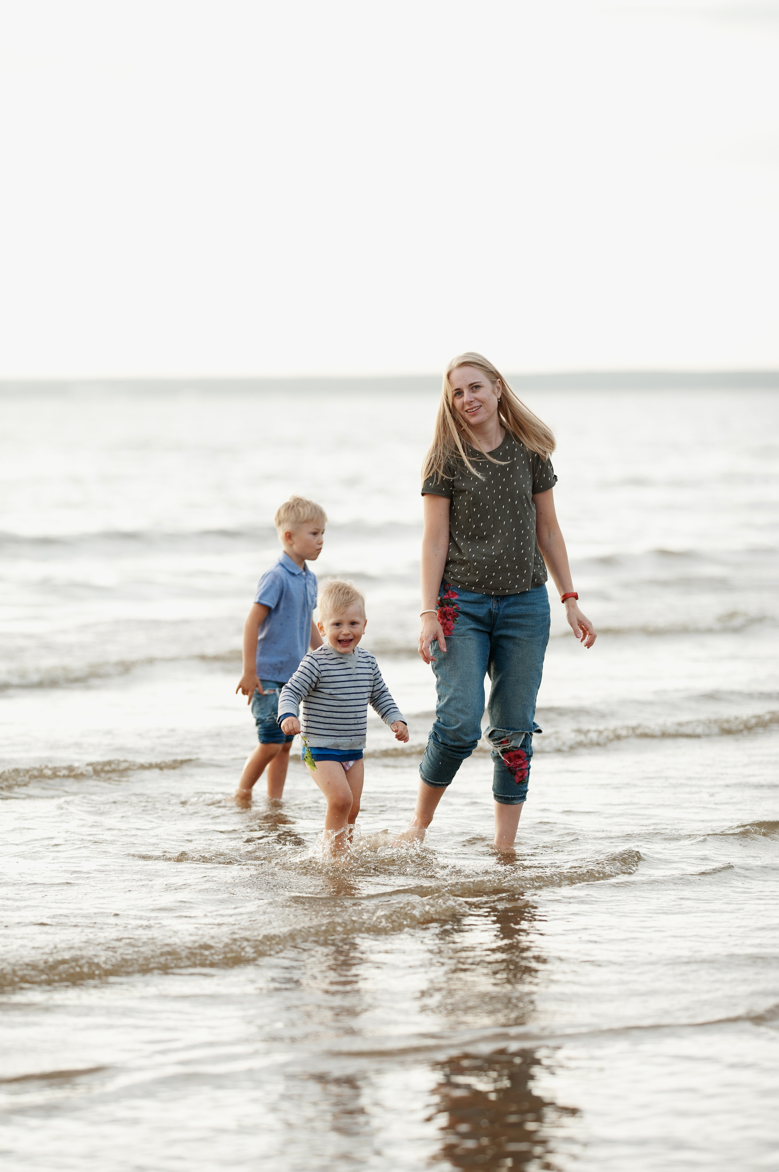 Над водой. Ваш семейный фотограф