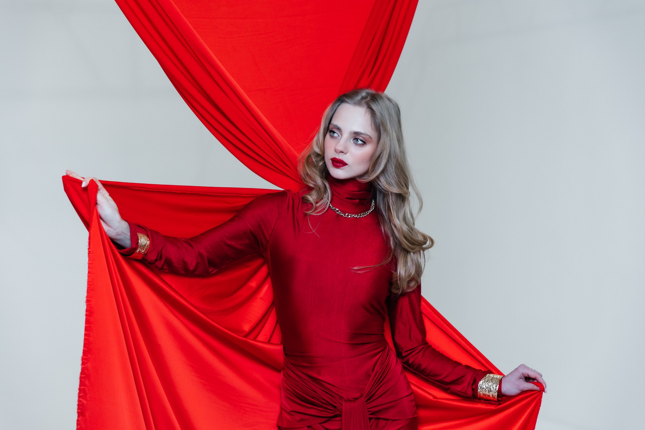 Цвет настроения КРАСНЫЙ. Свадебный фотограф в Москве