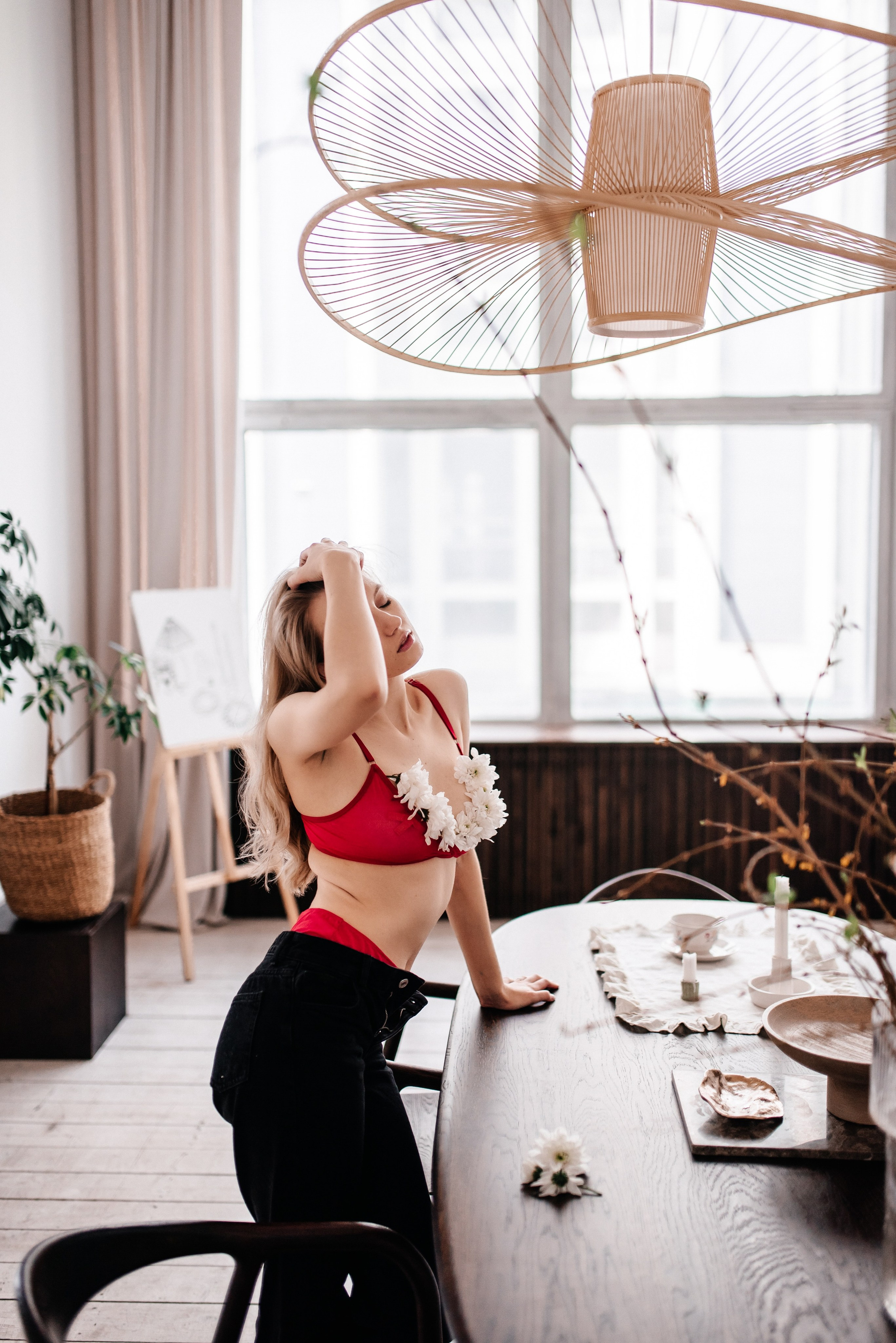 Диона, 2024. Главная