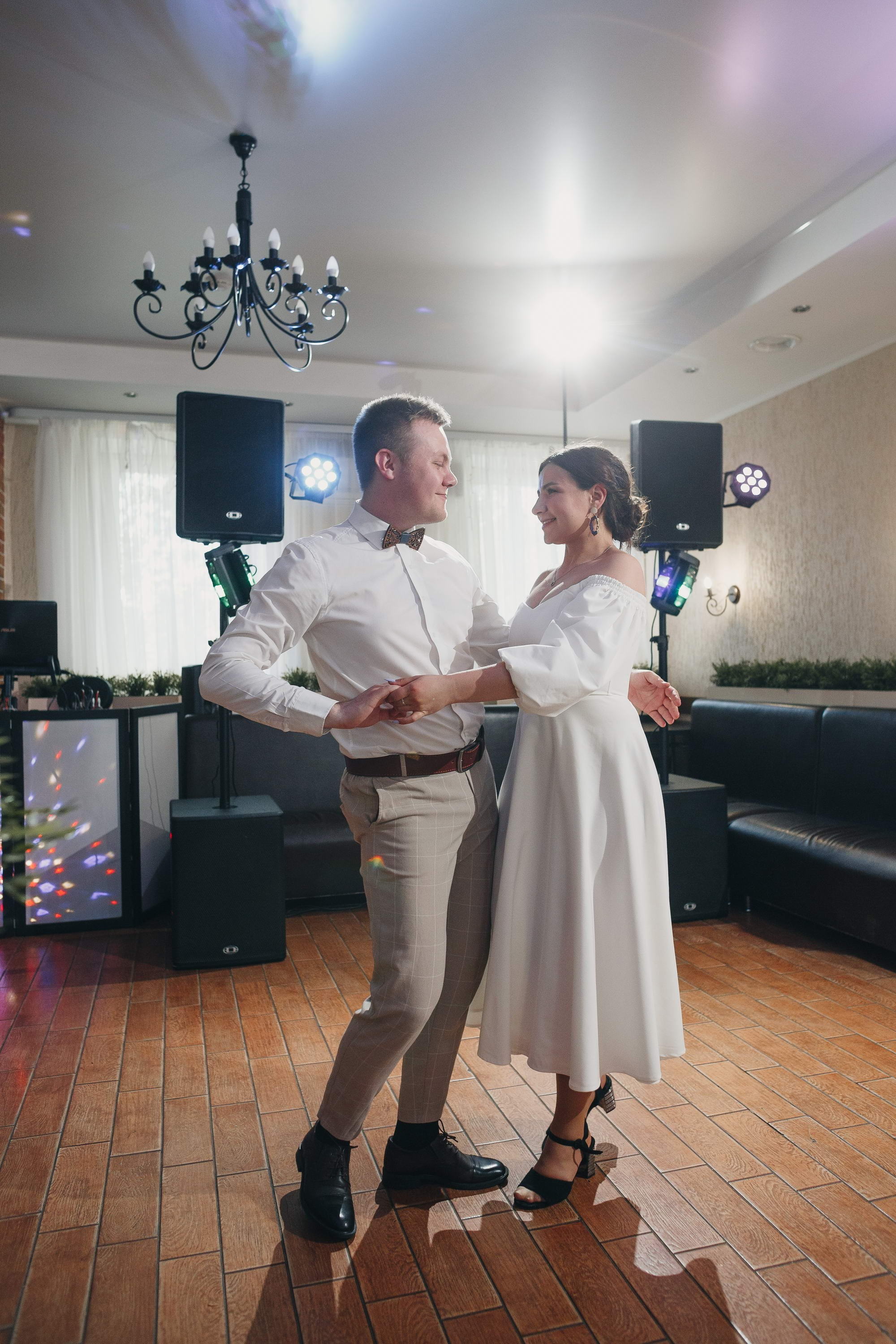 Свадьба в Лодейном Поле. Свадебный фотограф Игорь Брундасов 8PHOTO на свадьбу венчание загс СПб