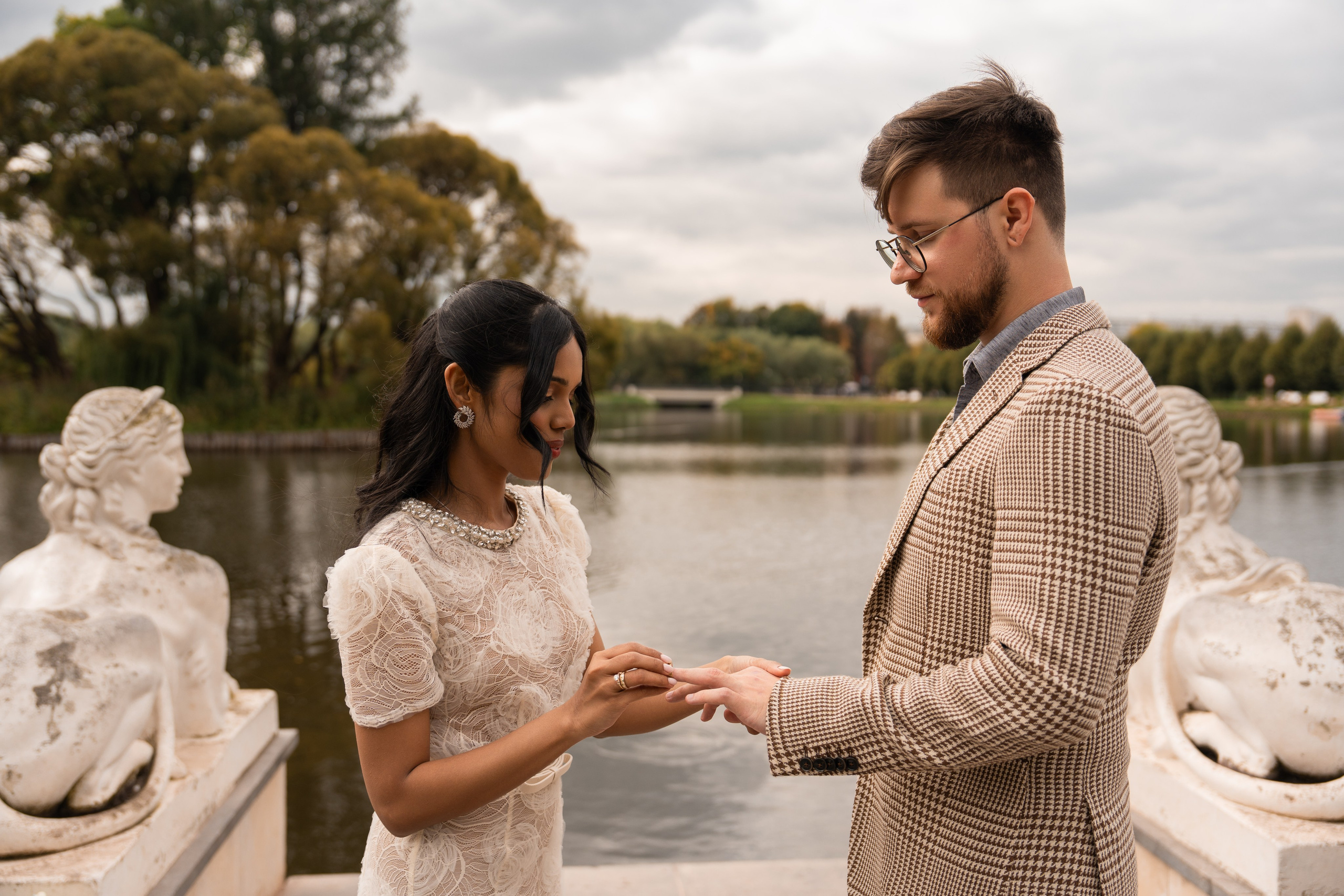 Максим и Харша, Царицыно. Свадебный фотограф в Москве Анна Полушина