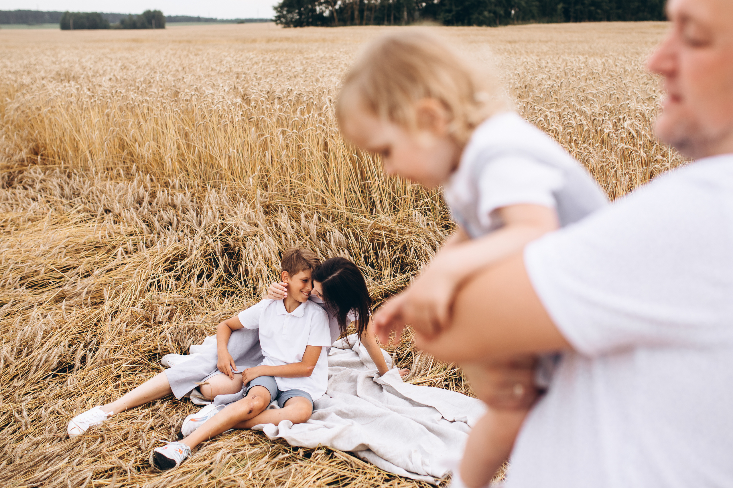 Family time. Портретный женский фотограф Минск Беларусь Алена Янович