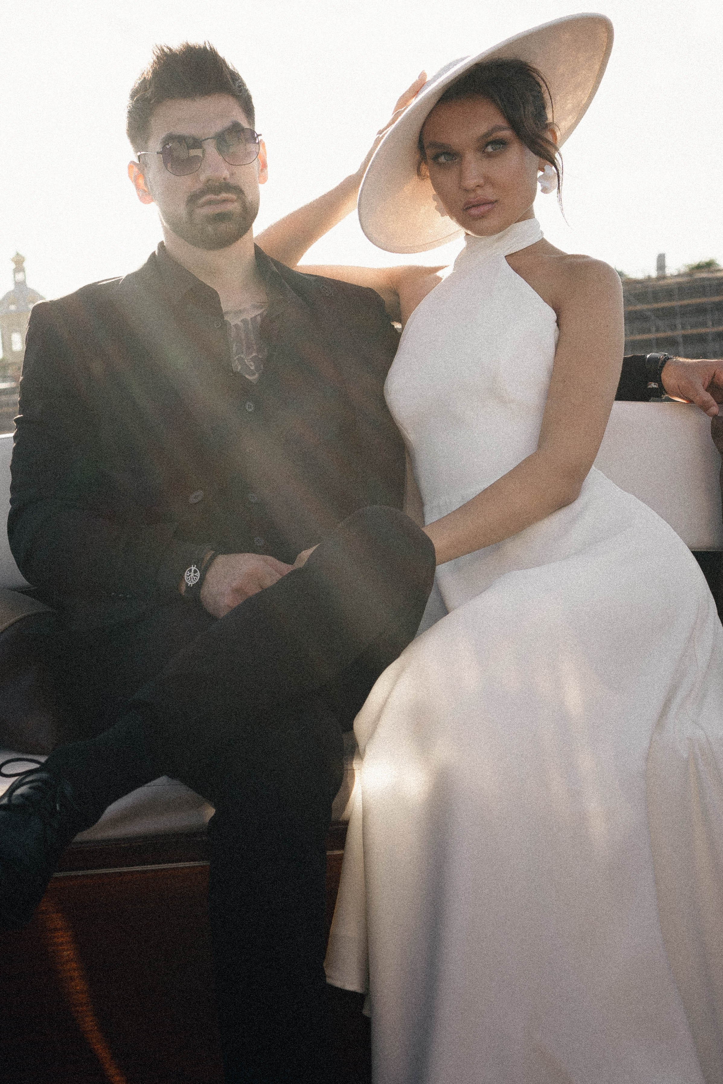 СВАДЕНБНАЯ СЬЕМКА НА КАТЕРЕ ПО КАНАЛАМ САНКТ-ПЕТЕРБУРГА И В АКВАТОРИИ НЕВЫ. Профессиональный фотограф, Санкт-Петербург — Виктория Богомолова