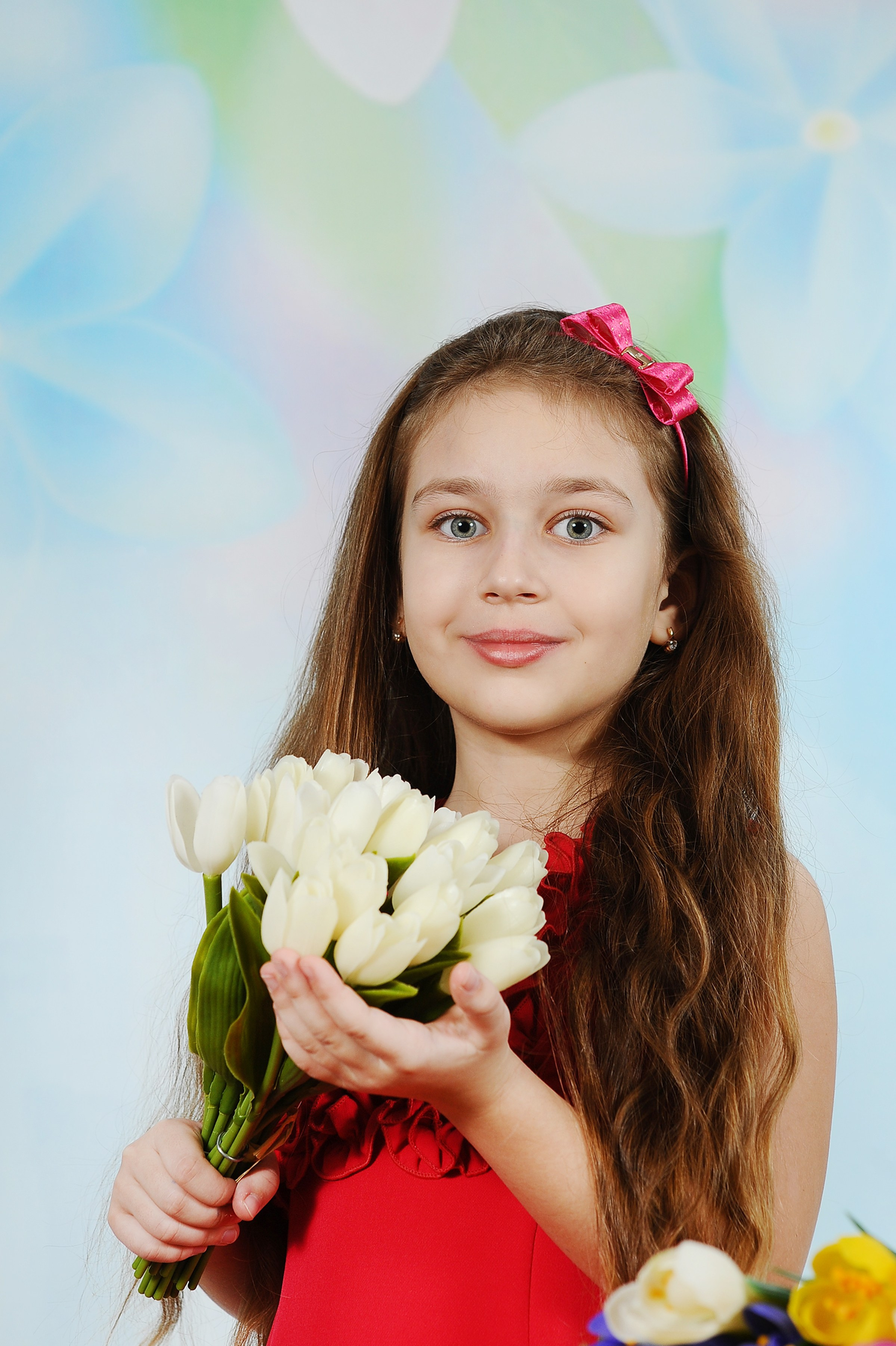 Весенние цветы 25. Детский портрет