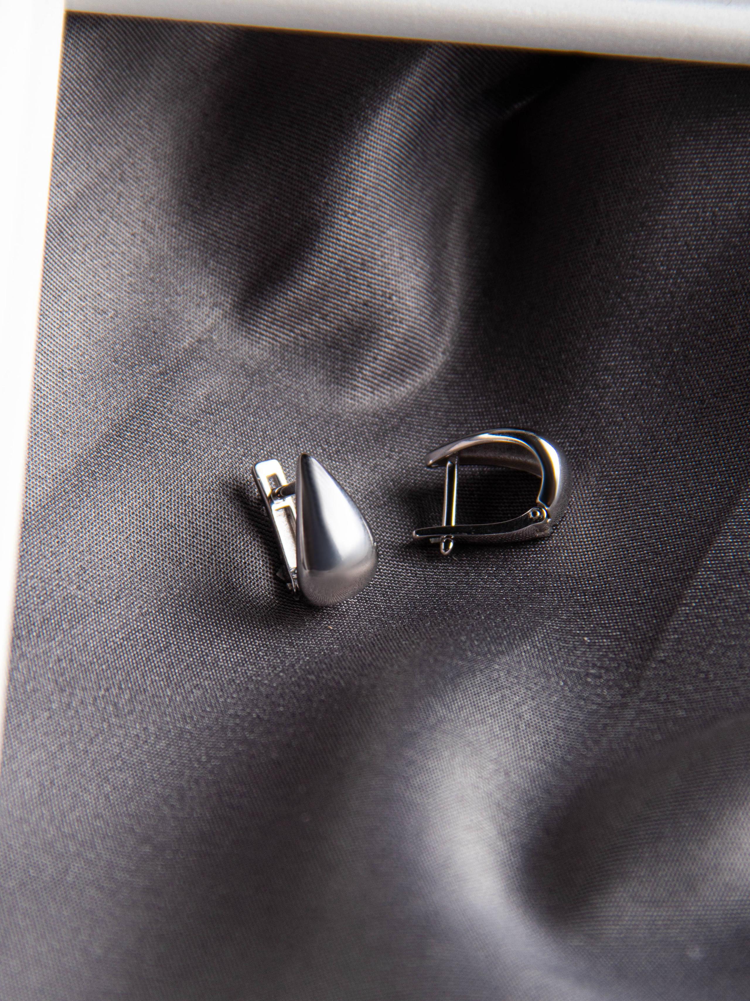 Серьги серебро. «Матрица»