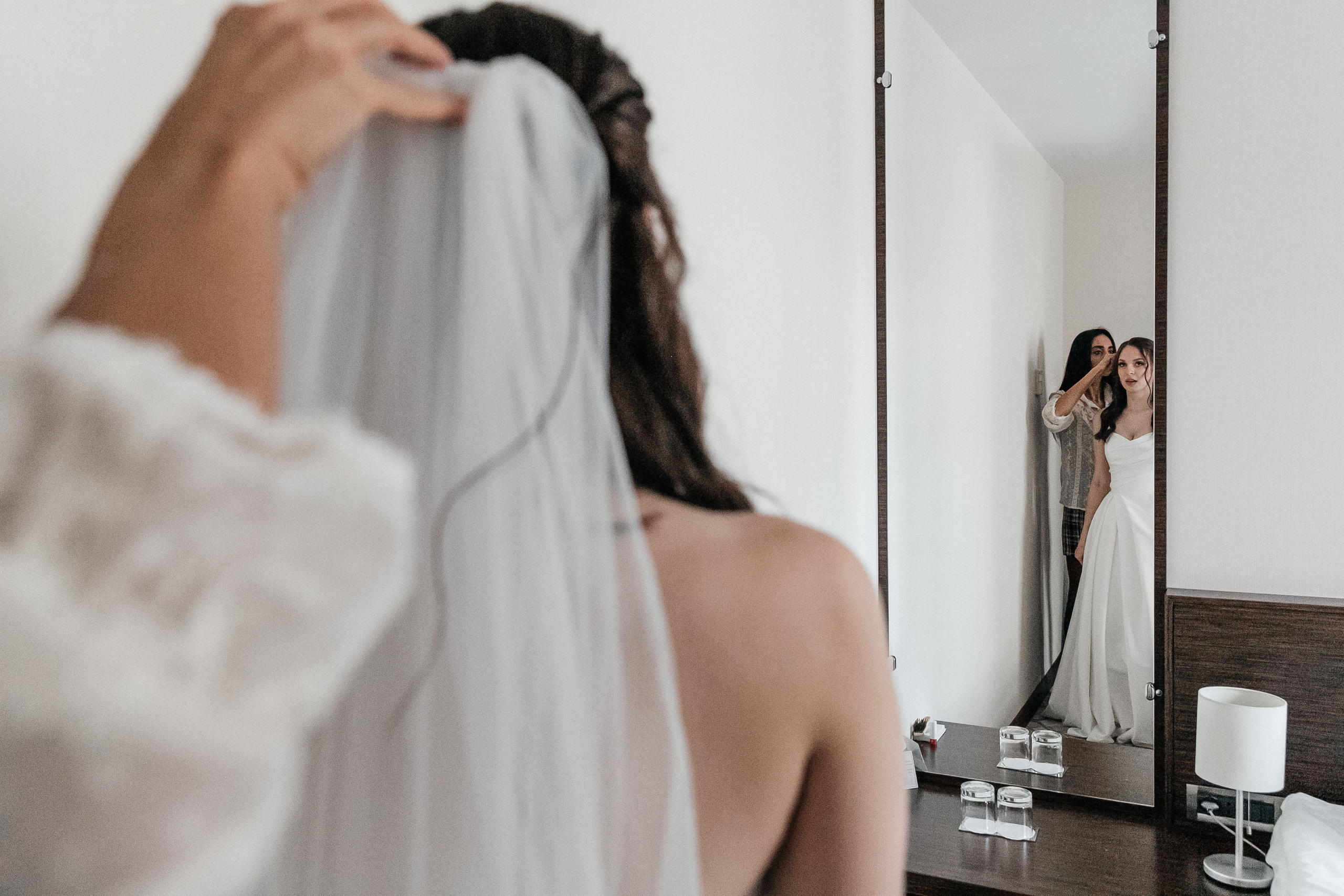 Свадьба зимой в Якиманка hall, отель Кадешевская, усадьба Роден. Свадебный фотограф в Москве Элина Ларченкова. Фото, которые цепляют