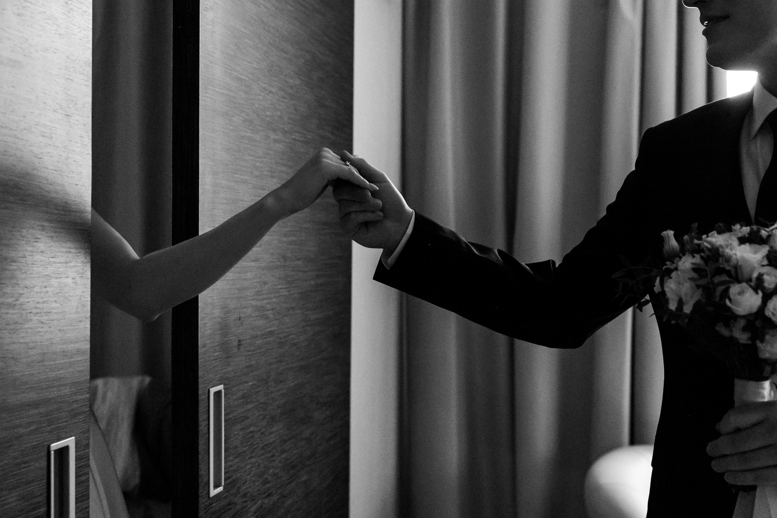 Свадьба зимой в Якиманка hall, отель Кадешевская, усадьба Роден. Свадебный фотограф в Москве Элина Ларченкова. Фото, которые цепляют