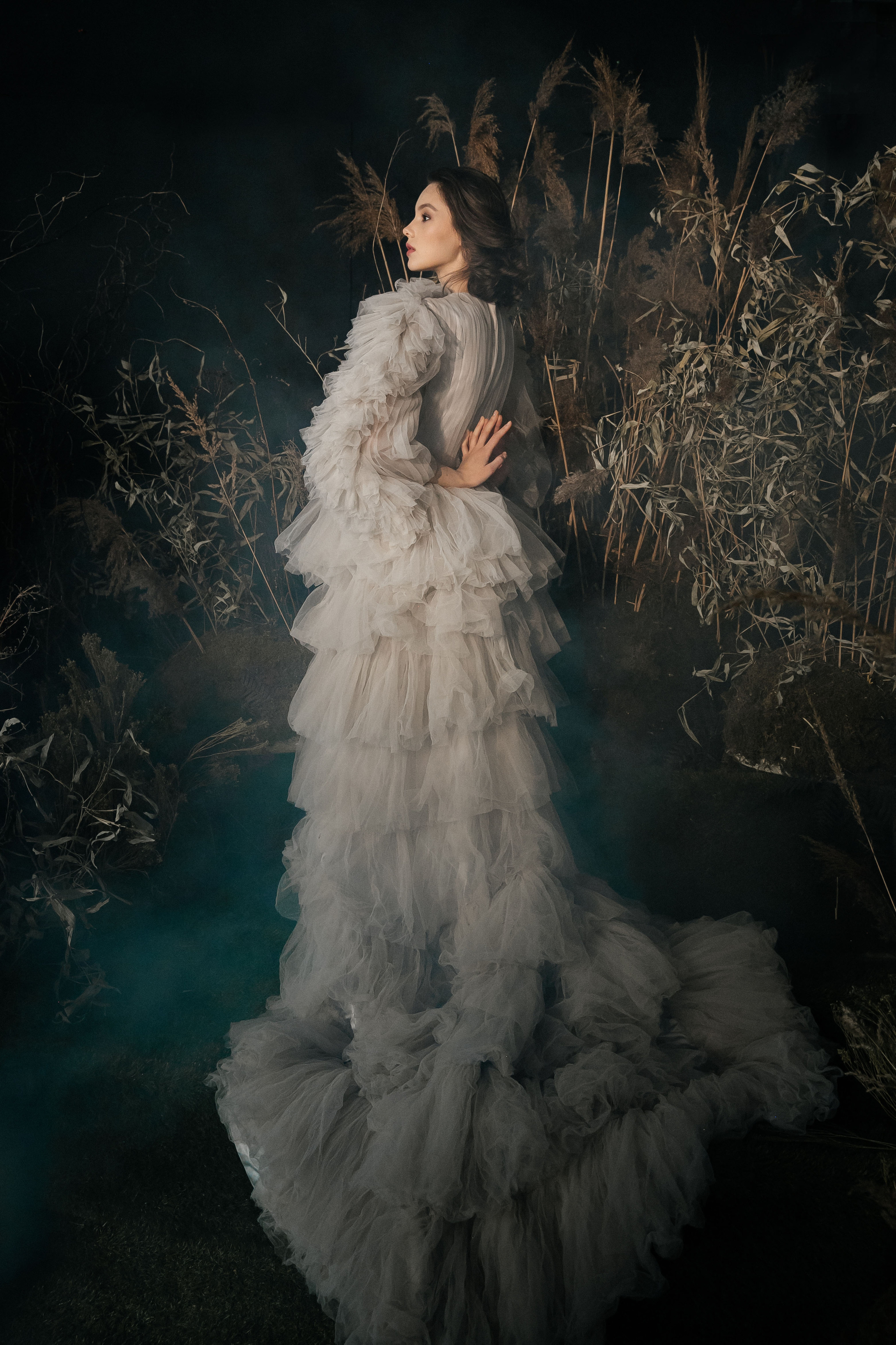 Фотосессия в студии со мхом. Свадебный фотограф в Москве Элина Ларченкова. Фото, которые цепляют