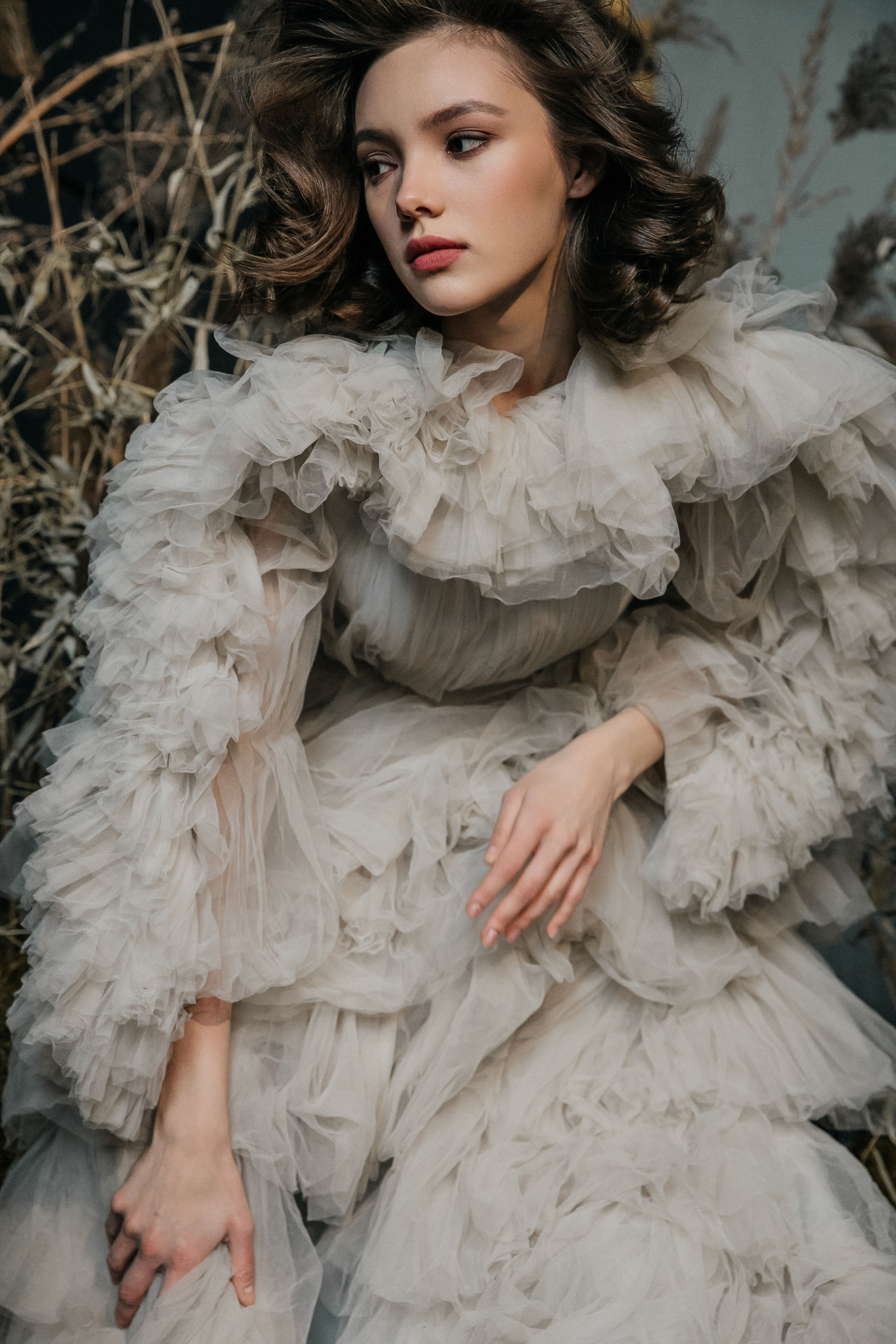 Фотосессия в студии со мхом. Свадебный фотограф в Москве Элина Ларченкова. Фото, которые цепляют