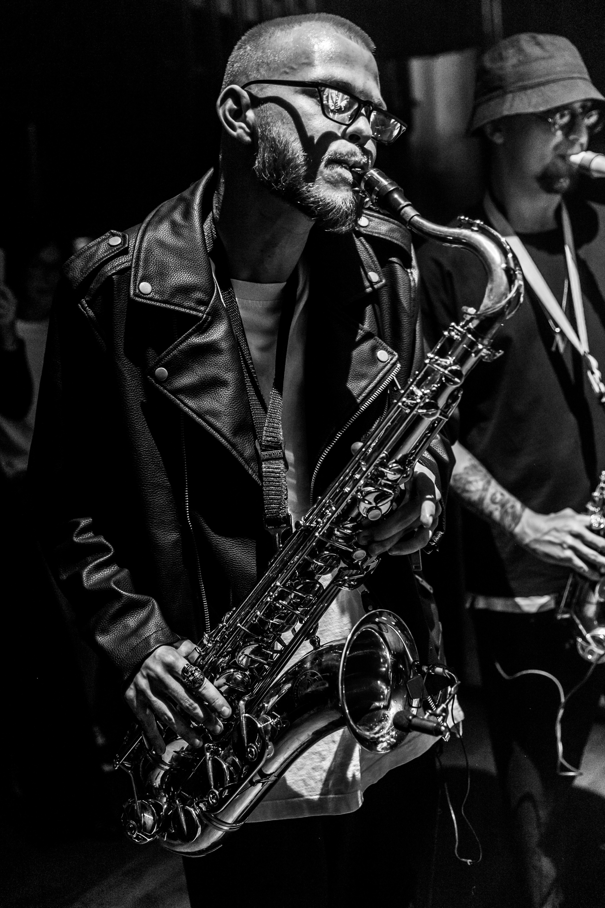 Концерт кавер-группы Mad Brass Band. Свадебный фотограф в Москве Элина Ларченкова. Фото, которые цепляют