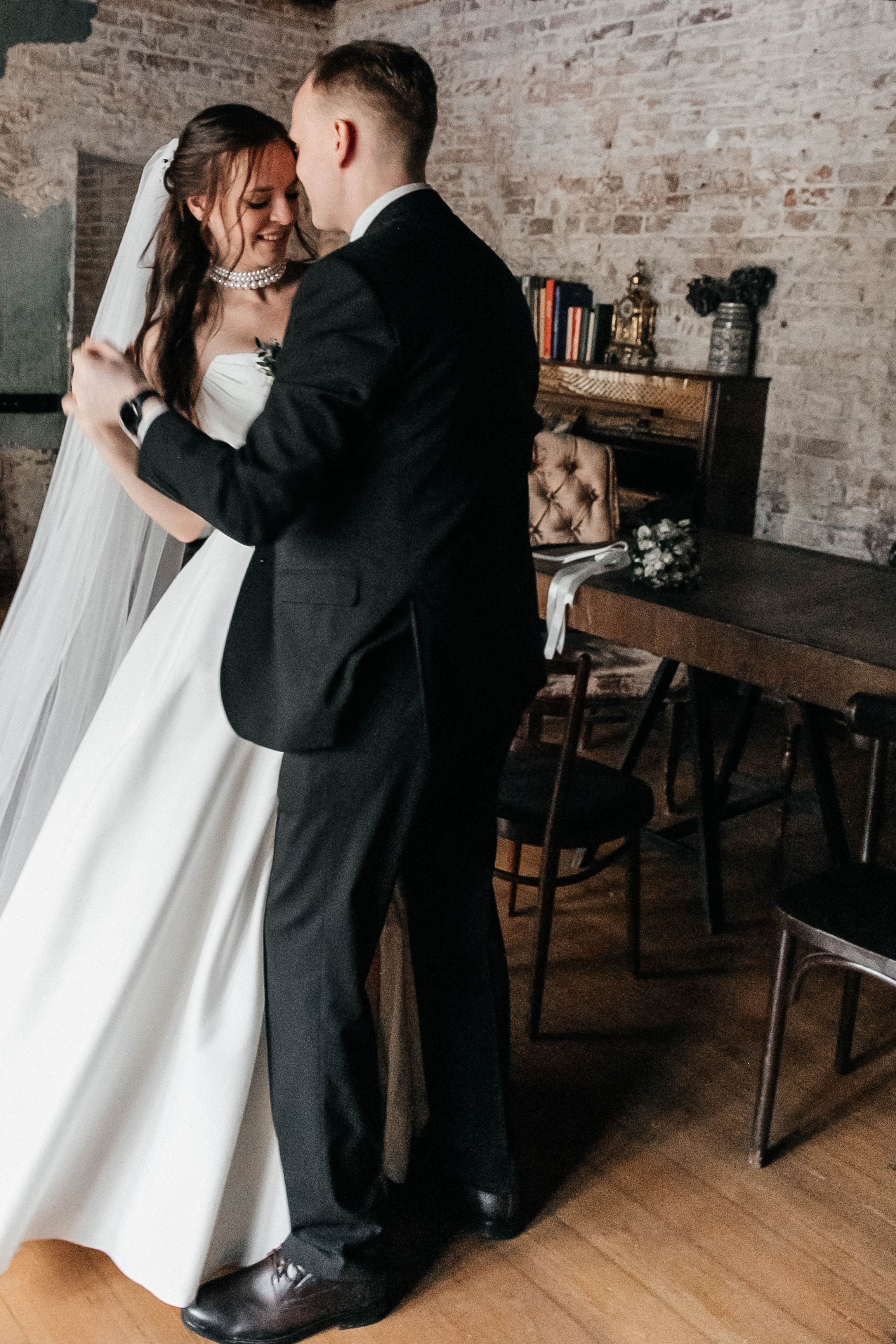 Свадьба зимой в Якиманка hall, отель Кадешевская, усадьба Роден. Свадебный фотограф в Москве Элина Ларченкова. Фото, которые цепляют