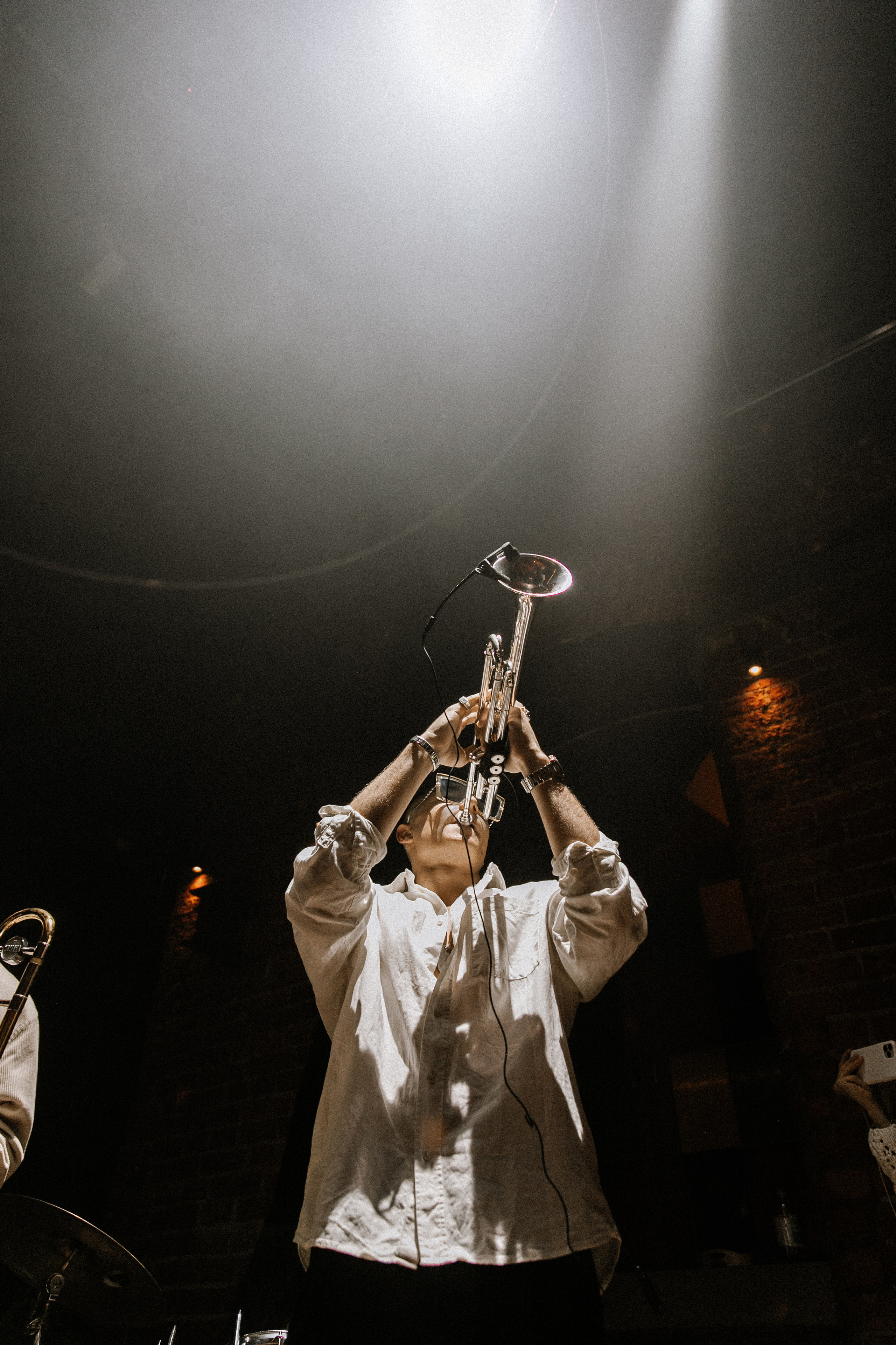Концерт кавер-группы Mad Brass Band. Свадебный фотограф в Москве Элина Ларченкова. Фото, которые цепляют