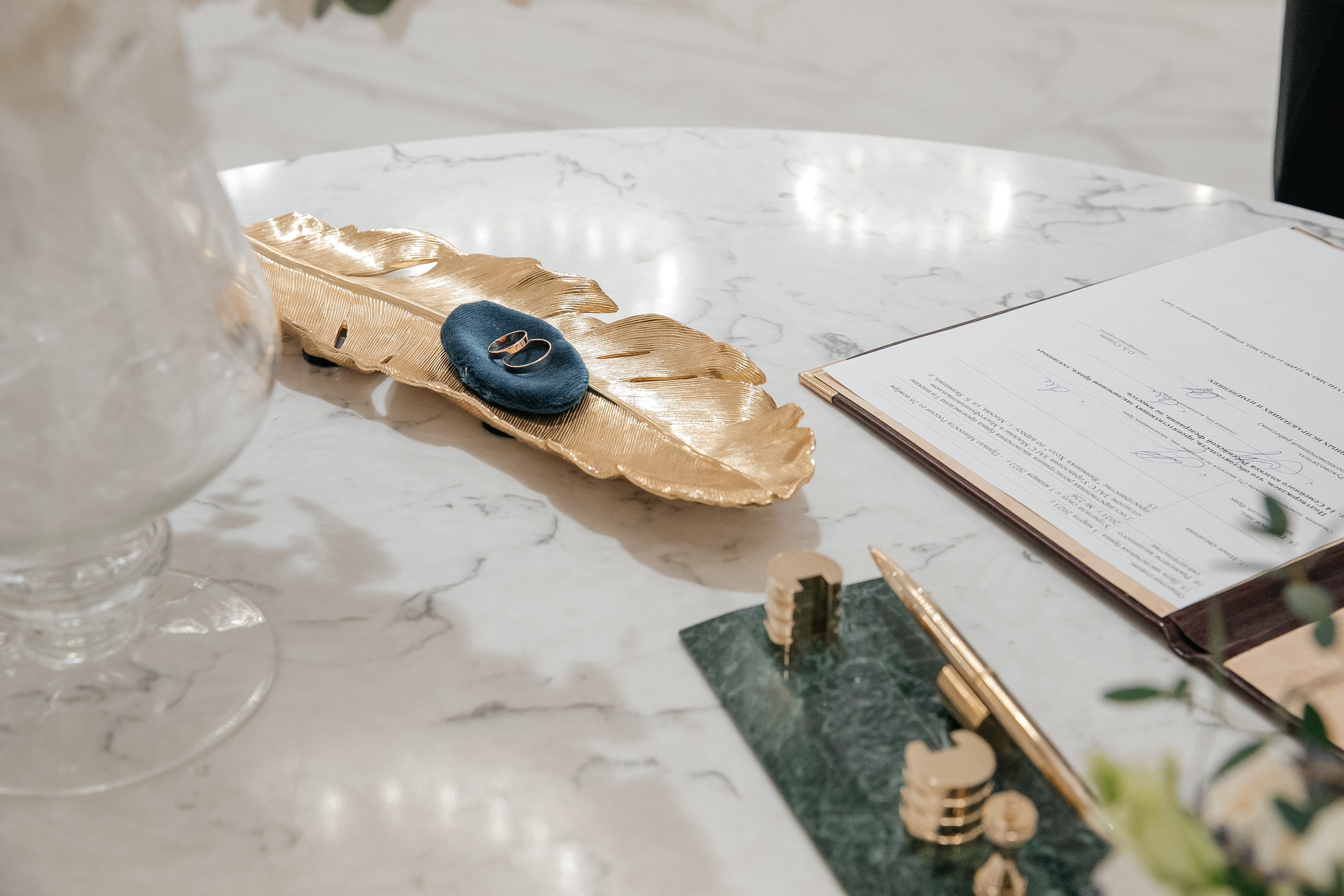 Свадьба зимой в Якиманка hall, отель Кадешевская, усадьба Роден. Свадебный фотограф в Москве Элина Ларченкова. Фото, которые цепляют