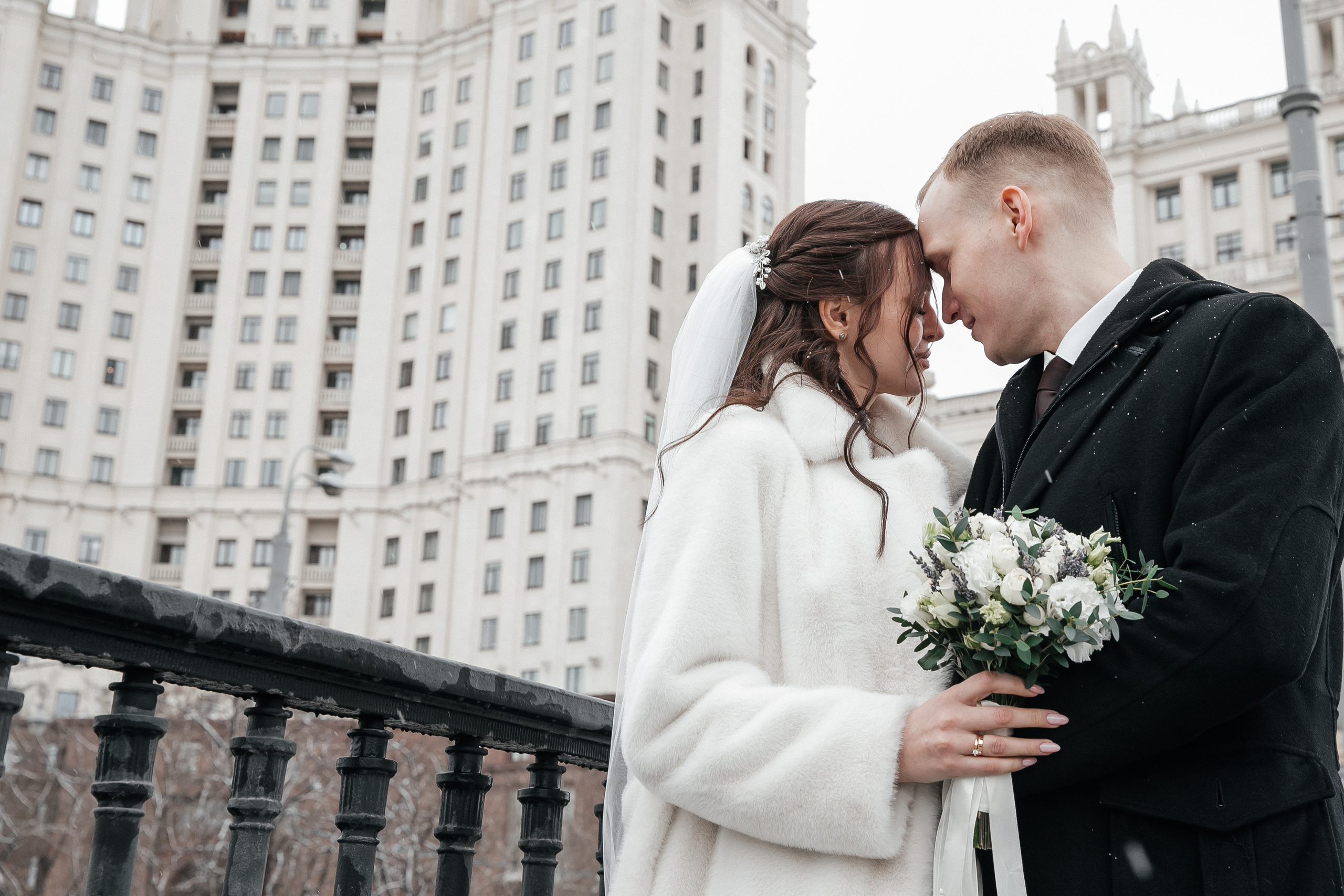 Свадьба зимой в Якиманка hall, отель Кадешевская, усадьба Роден. Свадебный фотограф в Москве Элина Ларченкова. Фото, которые цепляют