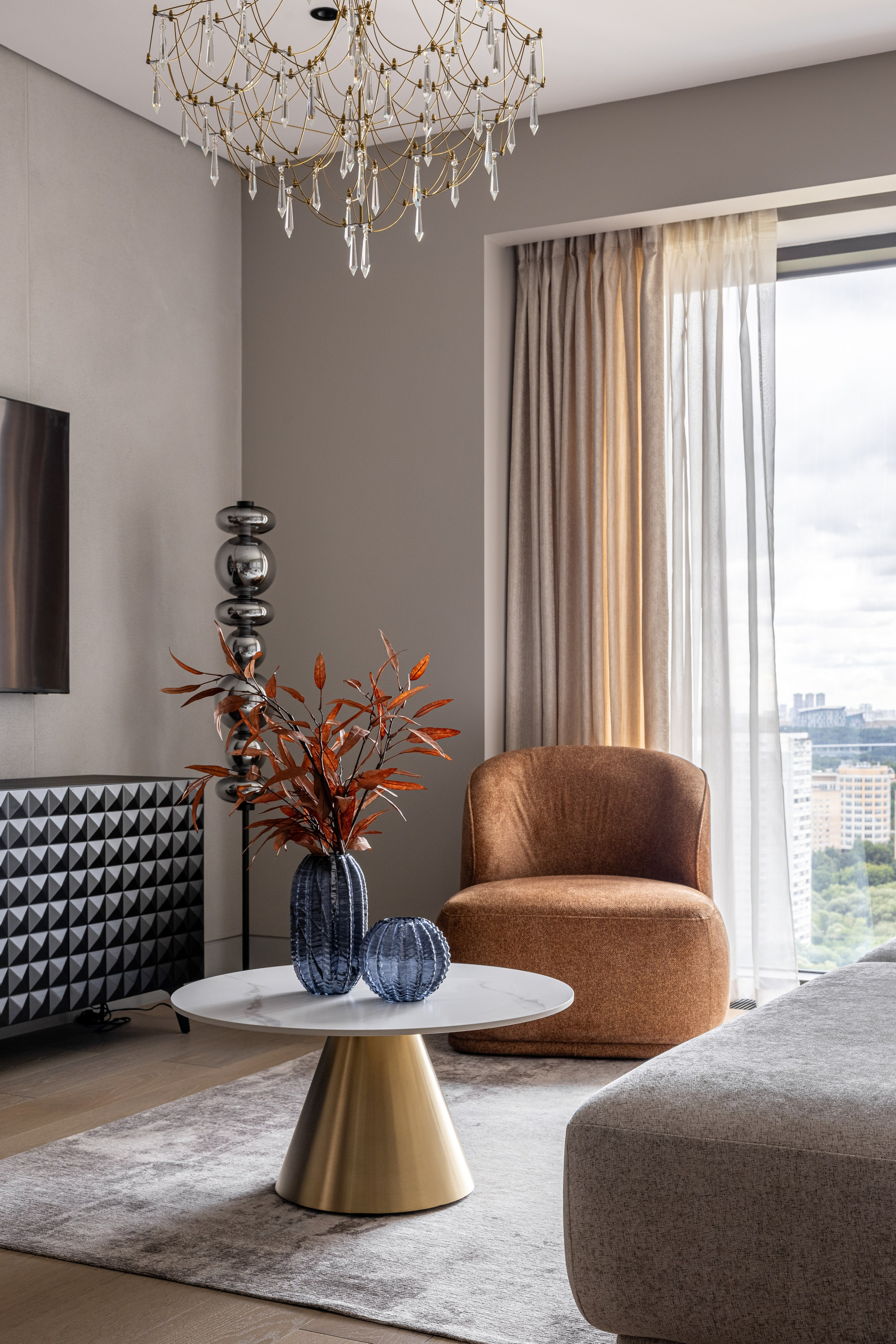 Лаконичный calm modern с арт-деталями в ЖК «Поклонная 9». Veselinskiy| Интерьерный фотограф | Москва