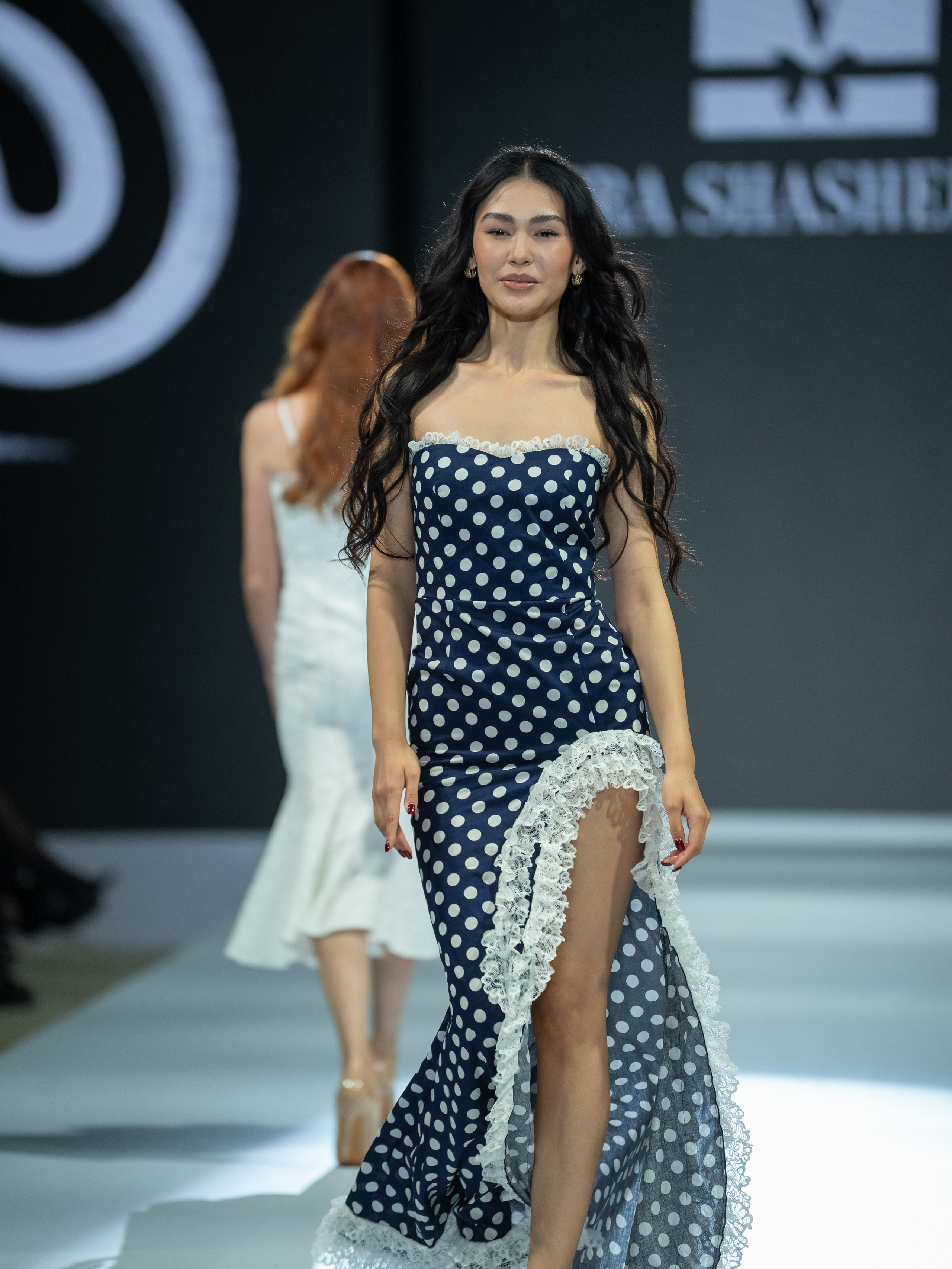 EURASIAN FASHION WEEK Vera Shasherina. Сайт Алматинского НЮ АРТ, будуар и фэшн фотографа Дениса Карпенко