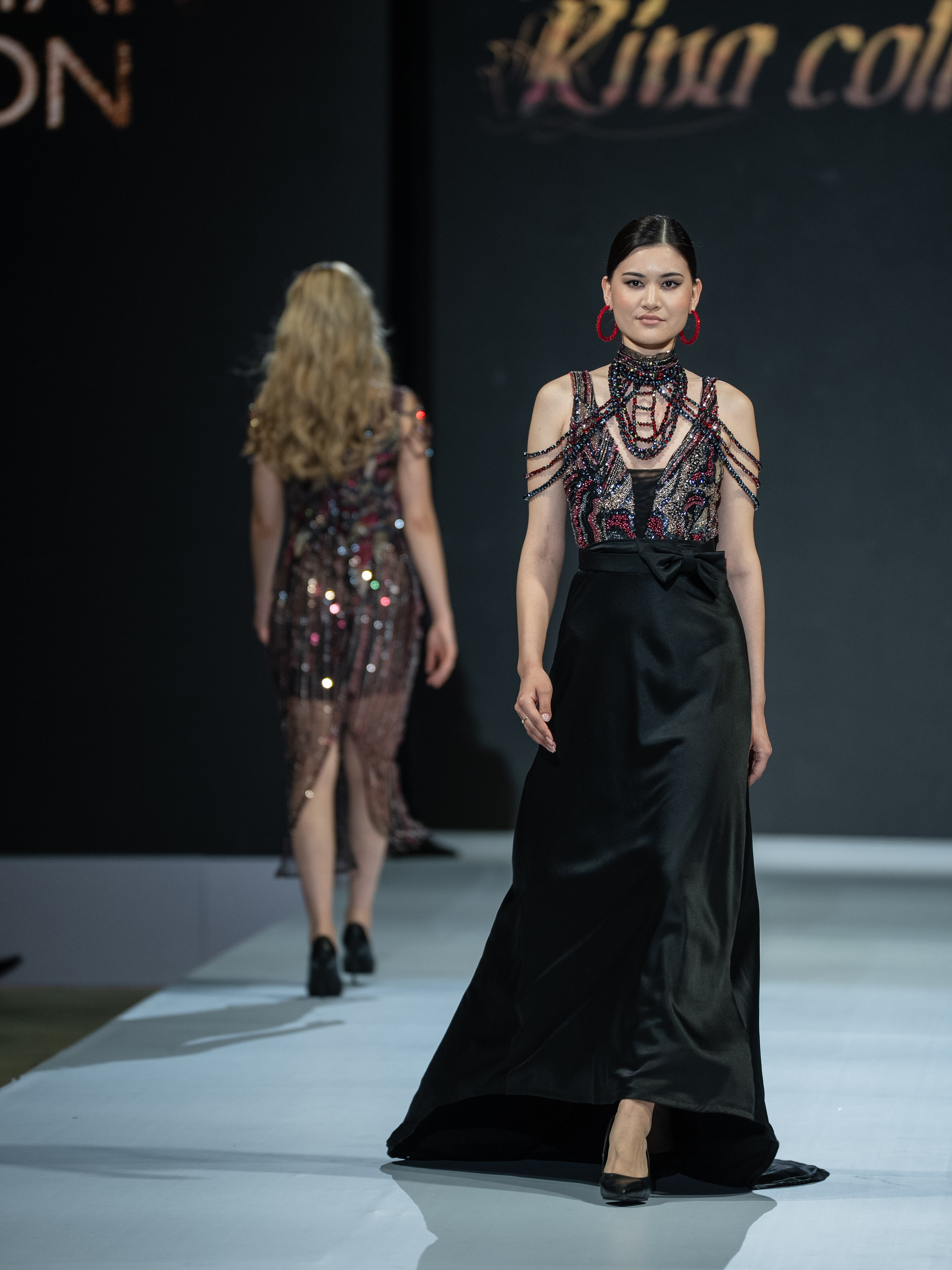 EURASIAN FASHION WEEK Rina Collection. Сайт Алматинского НЮ АРТ, будуар и фэшн фотографа Дениса Карпенко