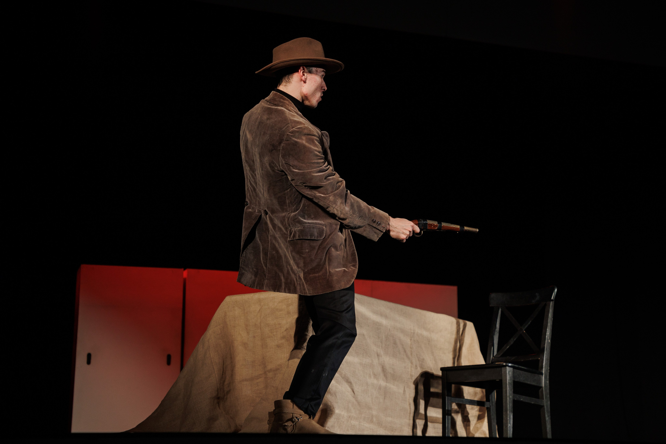 МХАТ. Новый квадрат. Фотограф городских и семейных событий Артем Карпухин