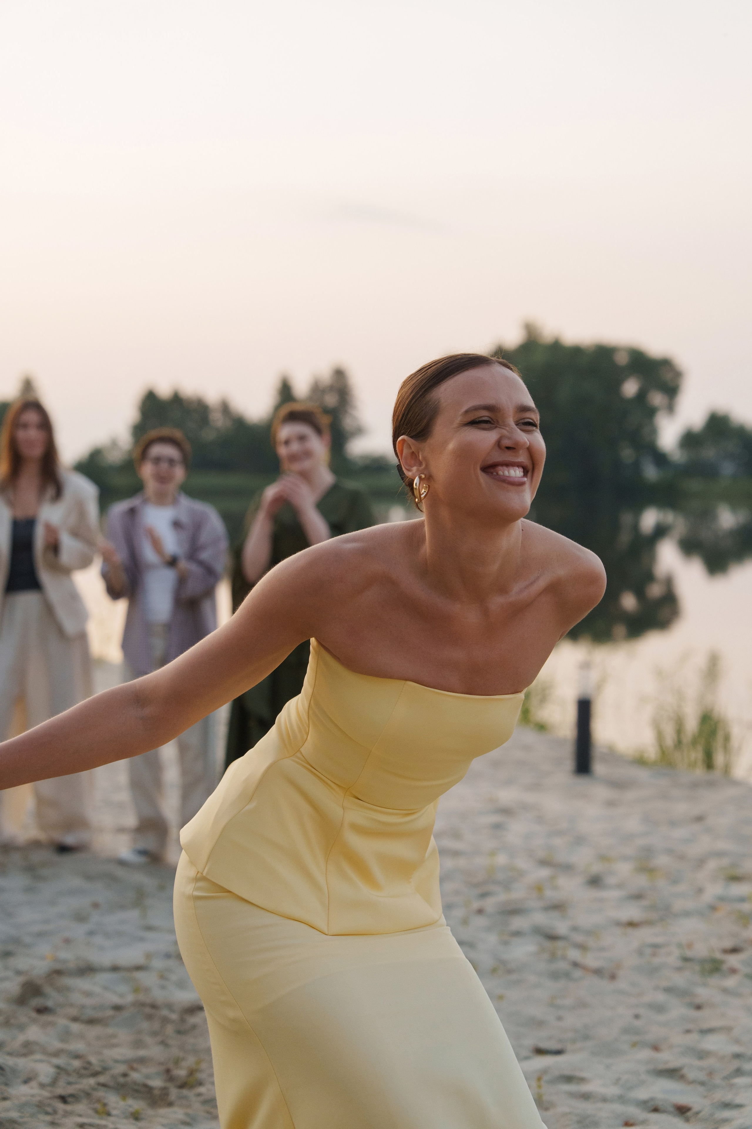 Михаил и Ольга (банкетная часть г. Брянск). Свадебный и репортажный фотограф Элина Козырьянова