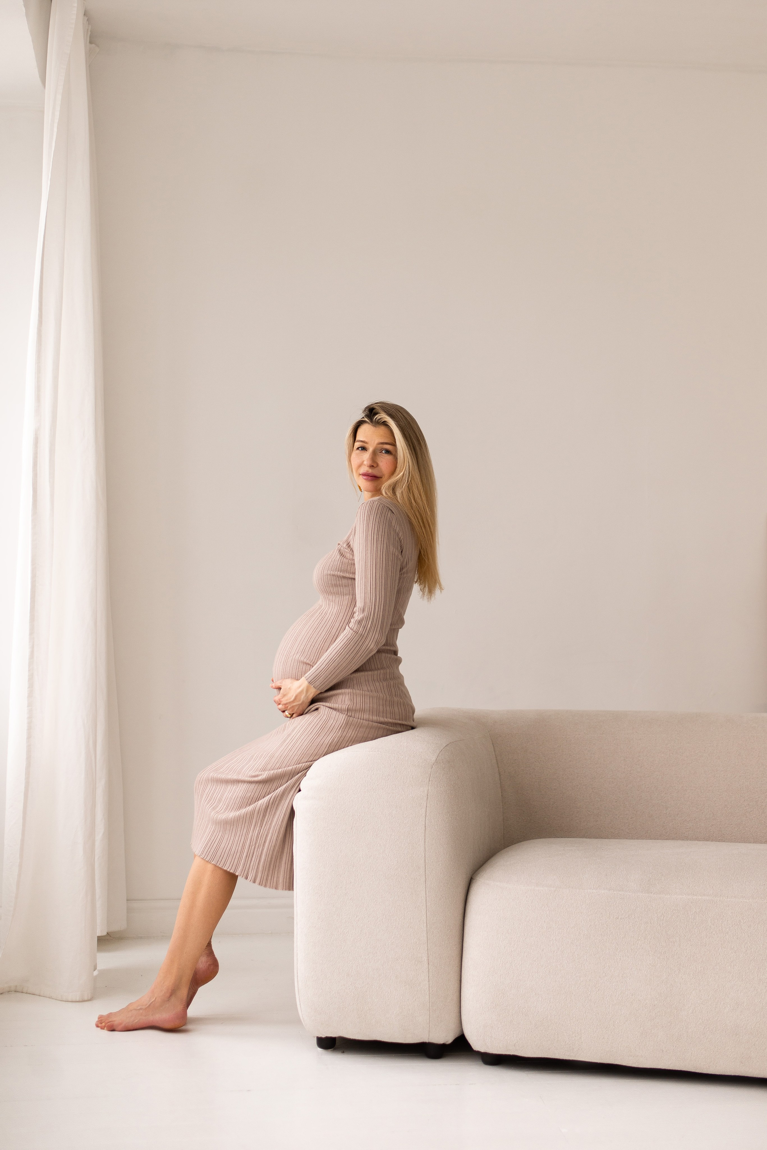 Смотреть серию. ЖЕНСКИЙ ФОТОГРАФ КРИСТИНА ВИГЕЛЬ