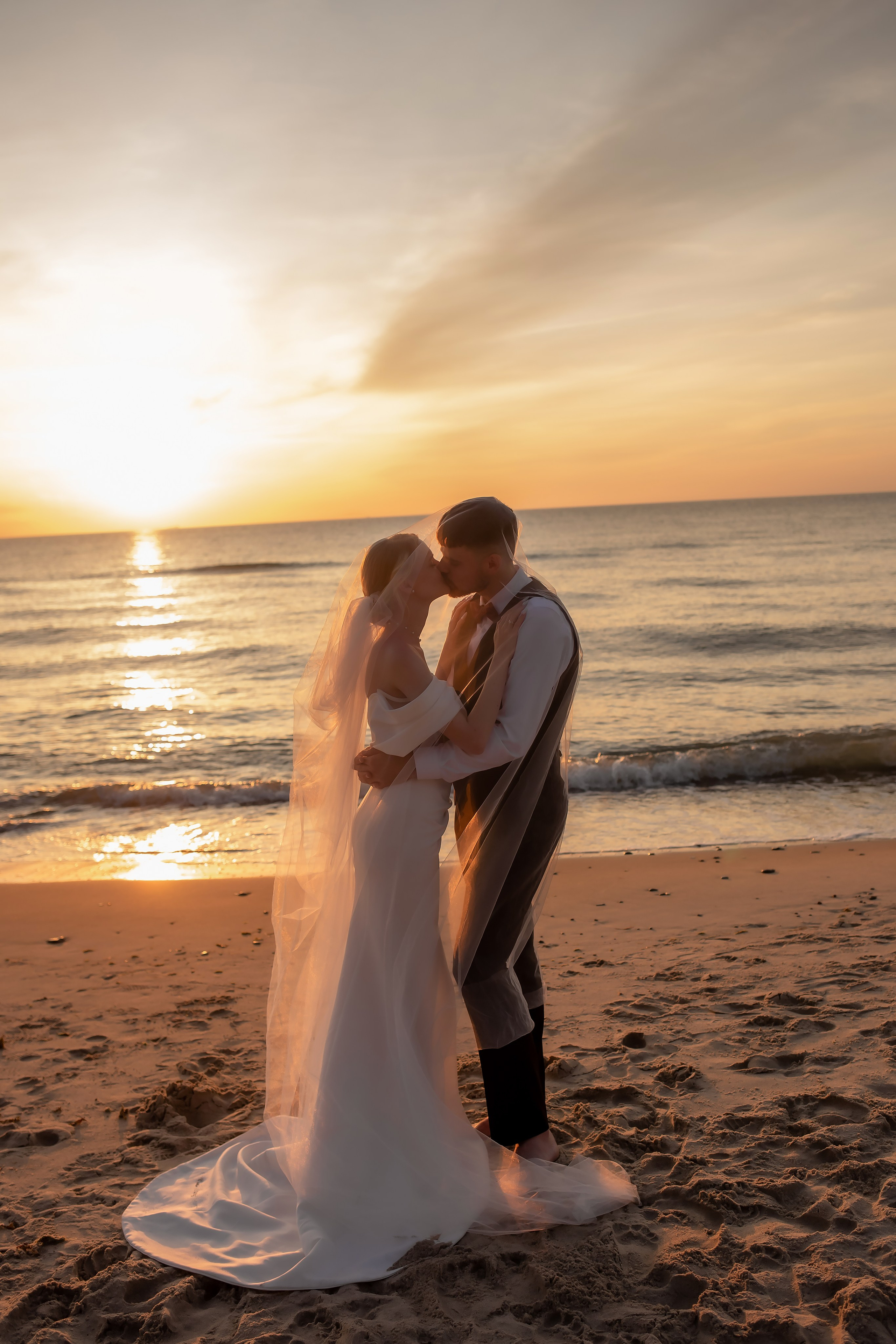 Александра и Влад. На закате. Фотограф в Калининграде Решетникова Алина