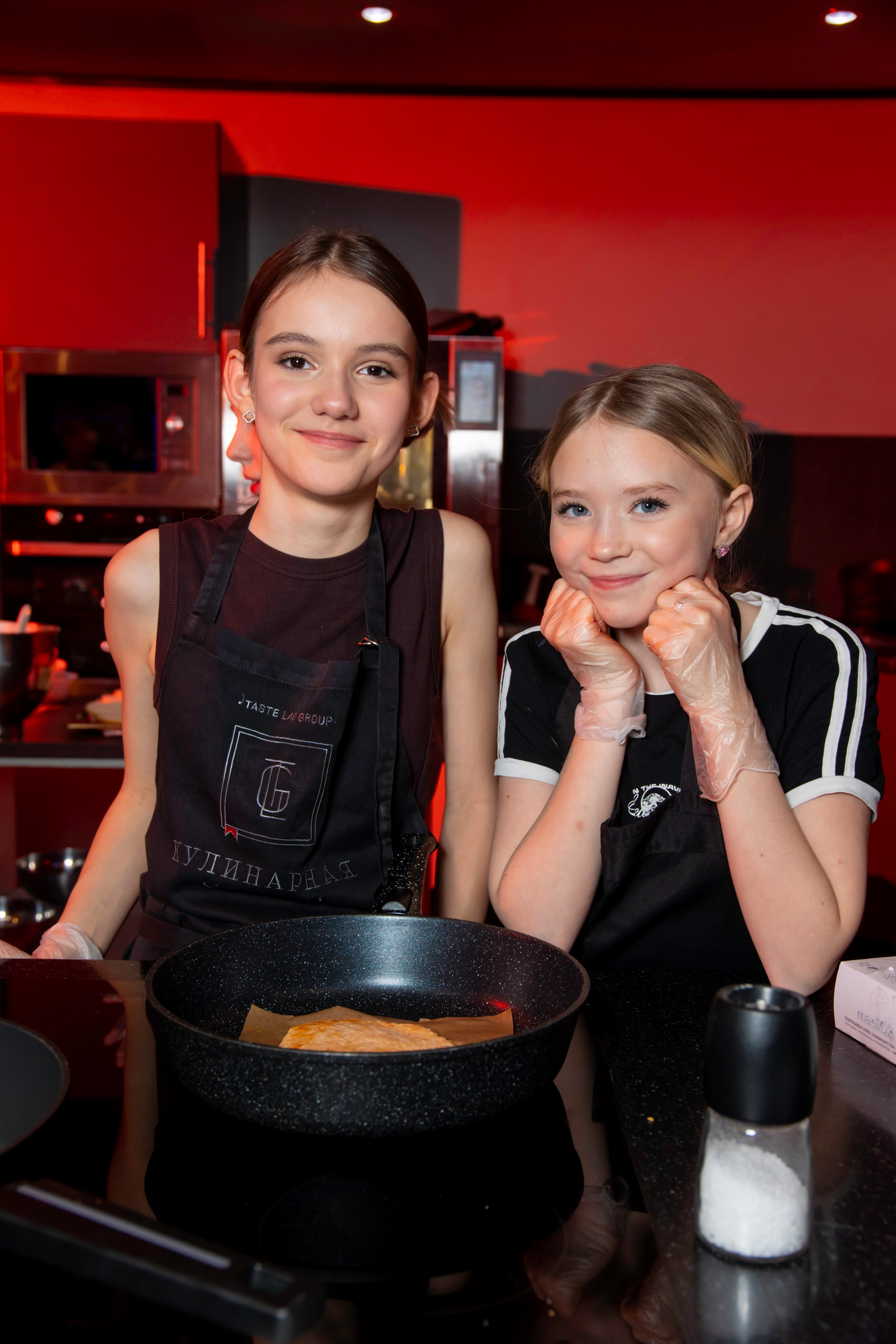 День Рождения 12 лет в кулинарной студии. Фотограф на праздник, корпоратив, День Рождения и Юбилей в г. Санкт-Петербурге Алексей Анкушев