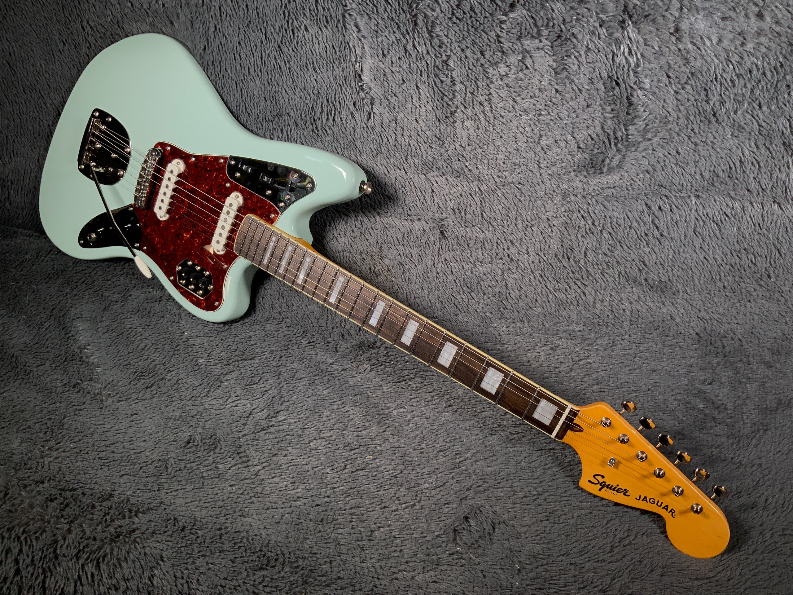 Squier by Fender Jaguar 70's Classic Vibe
