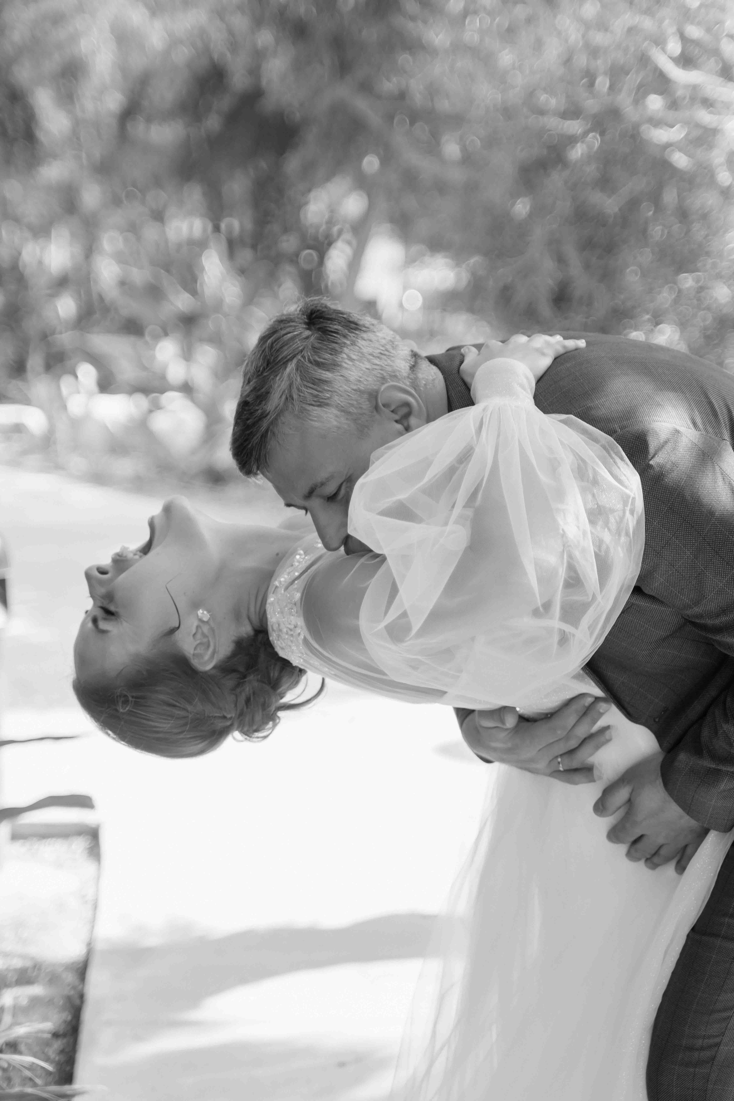 Свадебная фотосессия Олега и Кати на природе. Фотограф и видеограф в Москве и Абу Даби Мария Кулагина