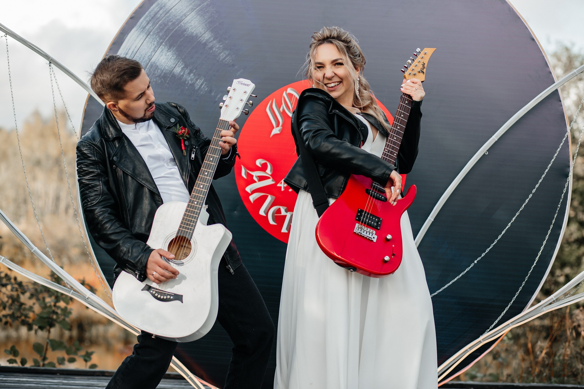 Свадебная съемка Северодвинск в стиле рок. Свадебный фотограф в Архангельске и Северодвинске