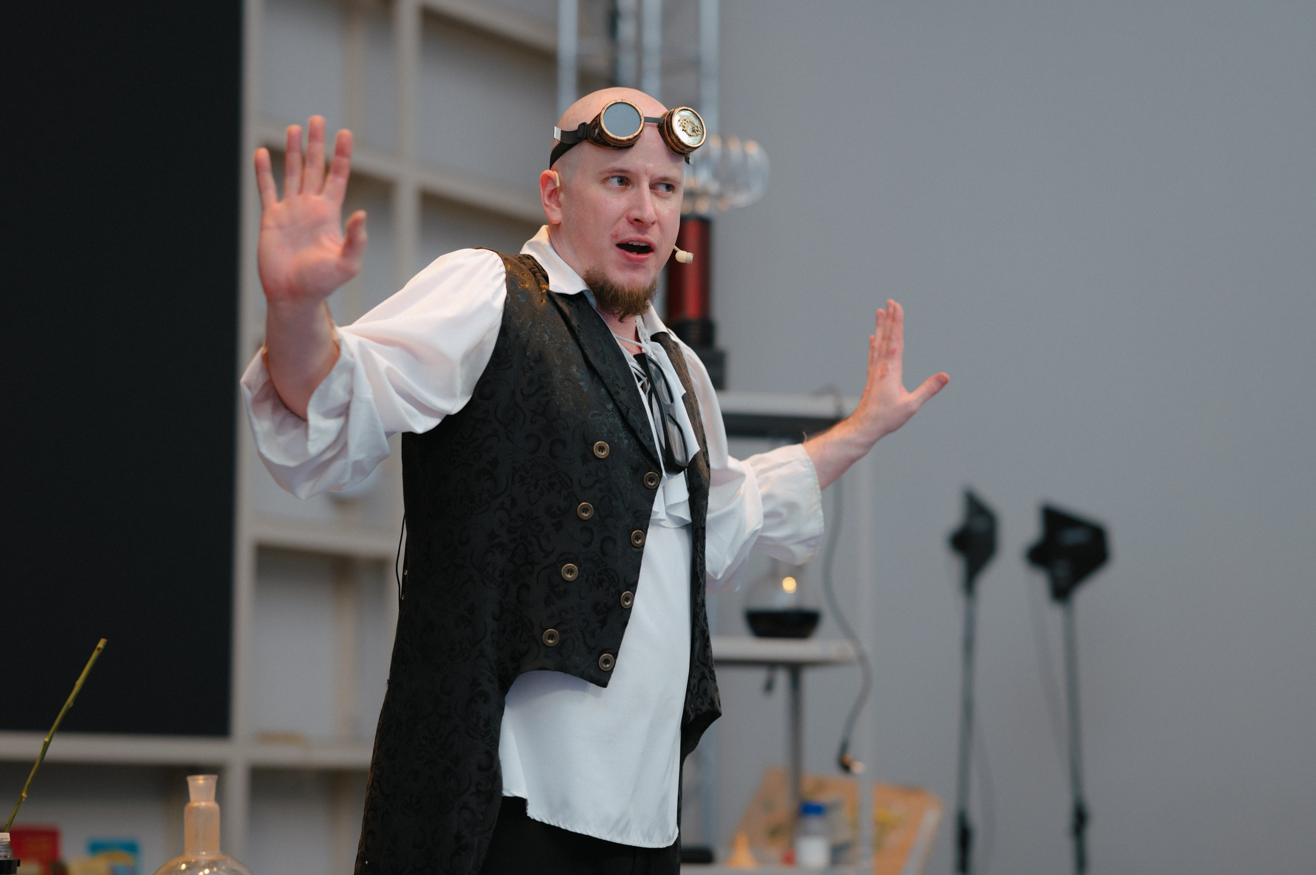 Тайны зимнего леса. Komonev