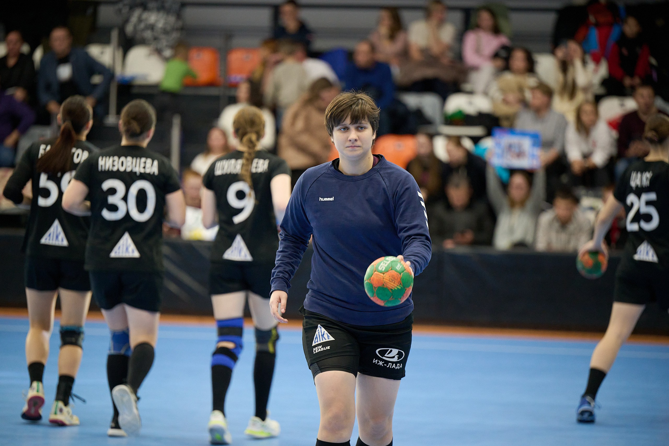 Гандбол. OLIMPBET Суперлига. «Университет» — «ЦСКА». Спортивный репортажный фотограф в Ижевске Сергей Мерзляков