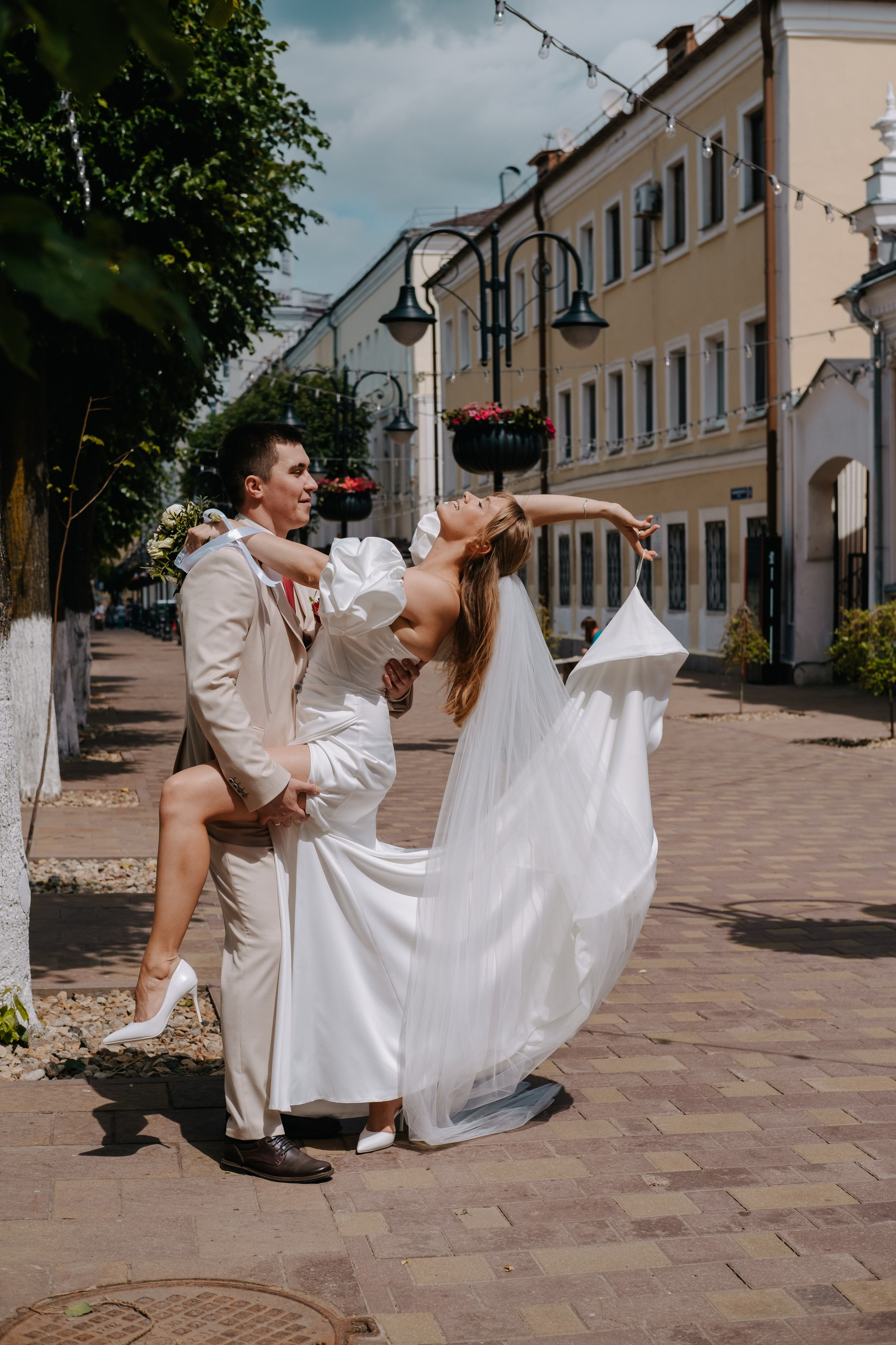 Побежали через фонтан?. Фотограф Москва, Смоленск