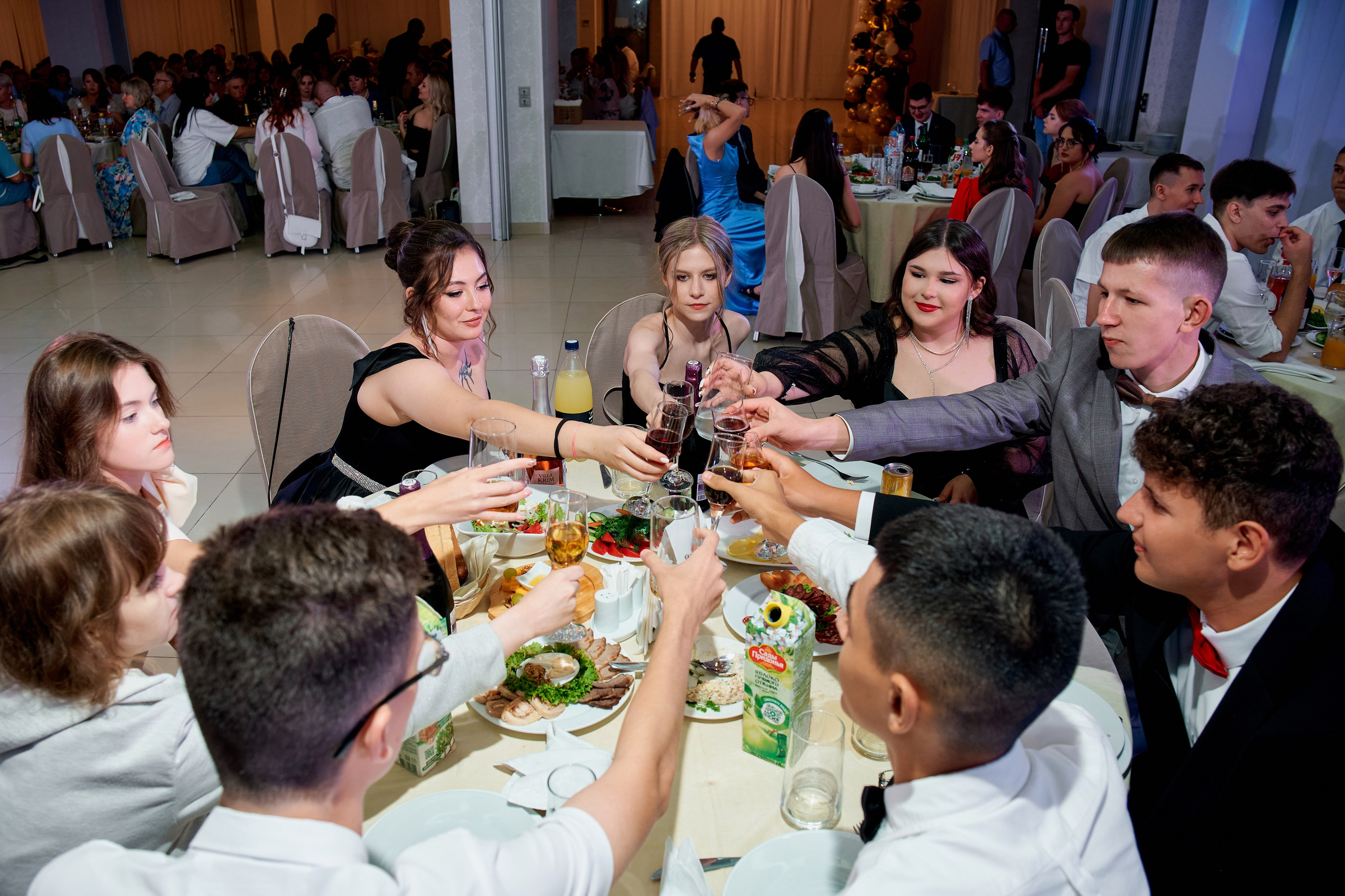 Выпускной 11В. Школа 38. Фотограф Таганрог Анна Трайжон