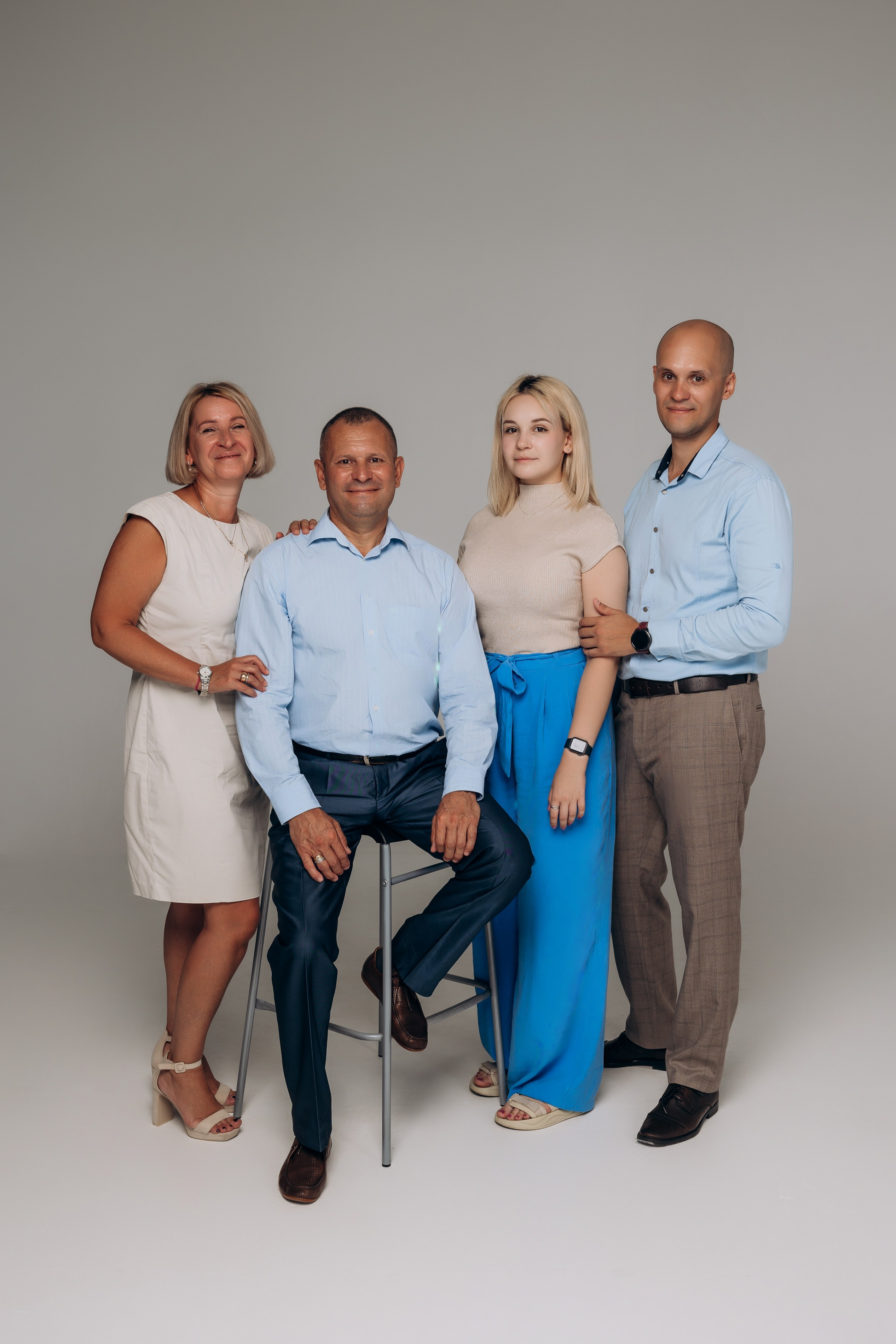 Анастасия и семья. Фотостудия Нюд. Фотограф в Калининграде свадебная фотография, репортажная, фотосессии