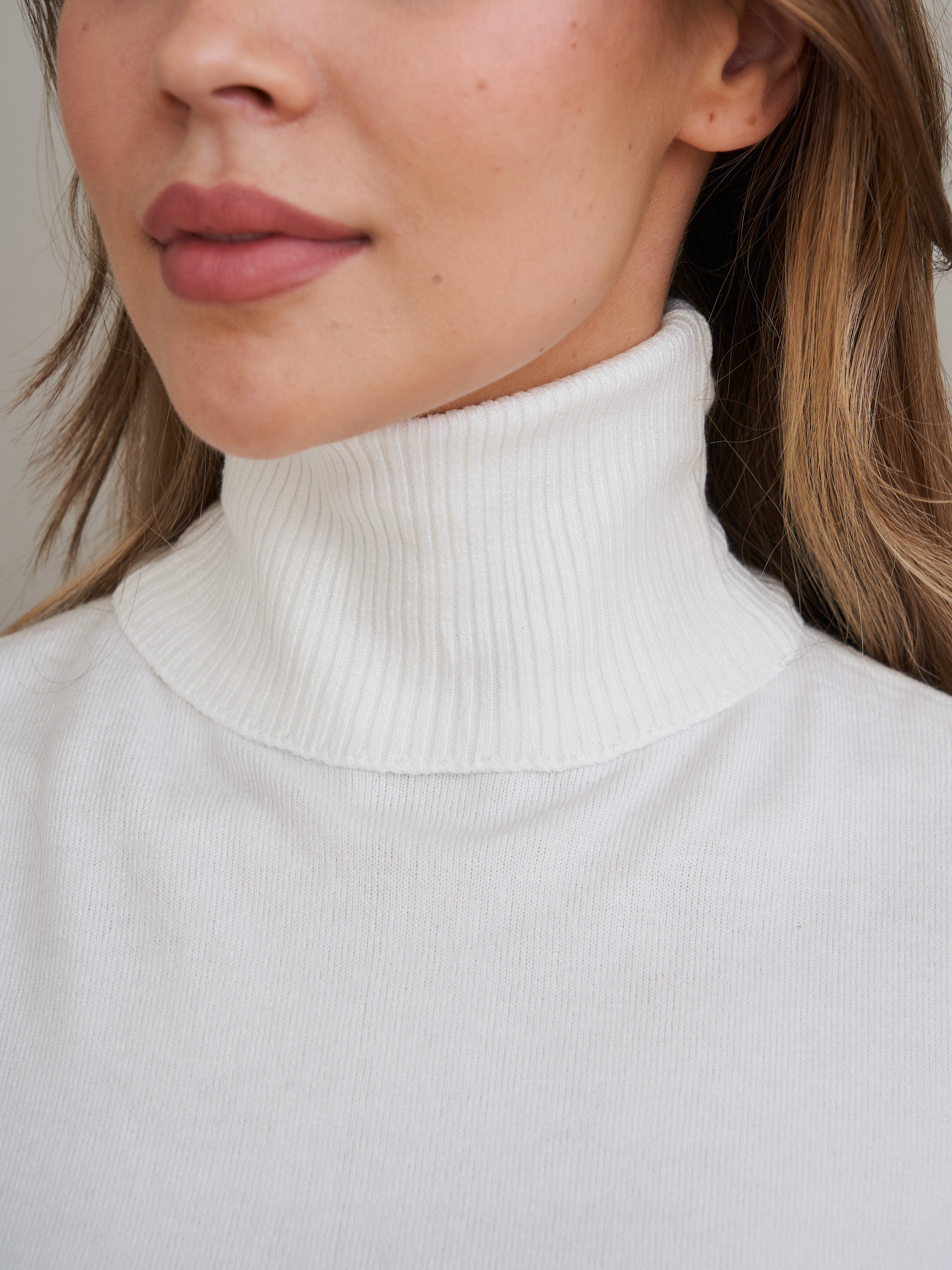 ПРИМЕРЫ РАБОТ: футболки, блузки, водолазки, топы, майки, рубашки. Контент для маркетплейсов и соцсетей. Фото и видео съемка