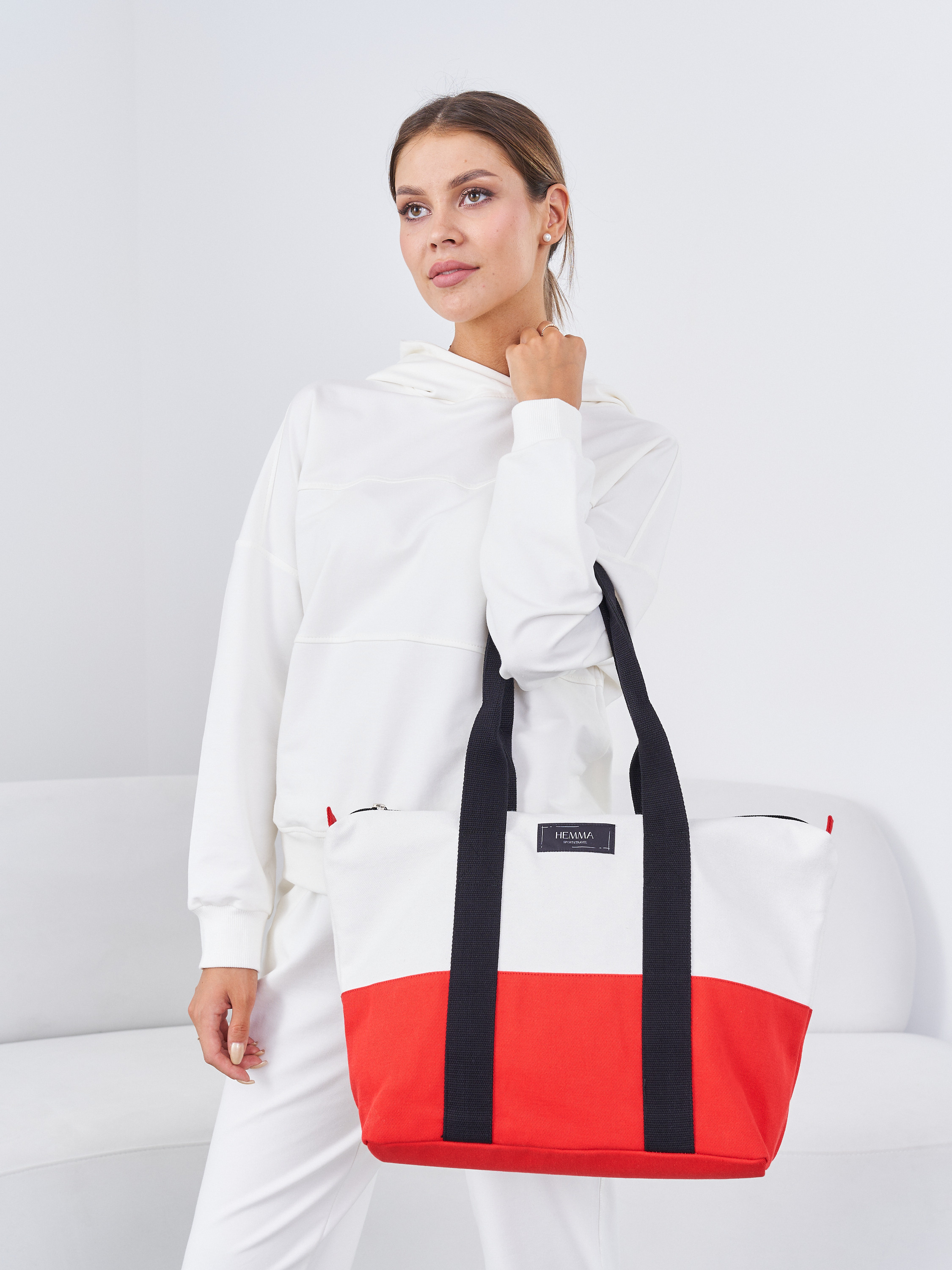 ПРИМЕРЫ РАБОТ: сумки и рюкзаки. Контент для маркетплейсов и соцсетей. Фото и видео съемка