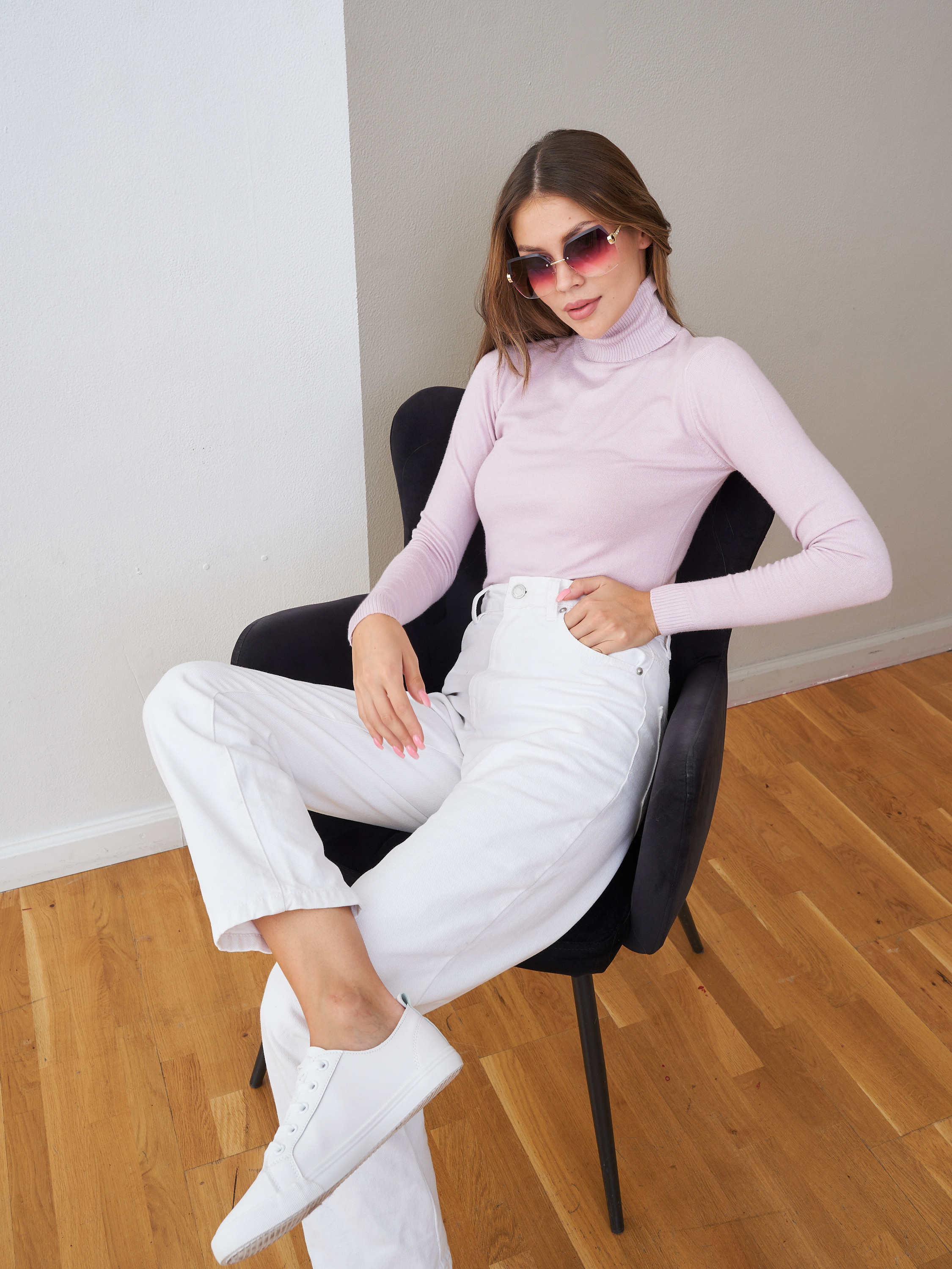 ПРИМЕРЫ РАБОТ: футболки, блузки, водолазки, топы, майки, рубашки. Контент для маркетплейсов и соцсетей. Фото и видео съемка