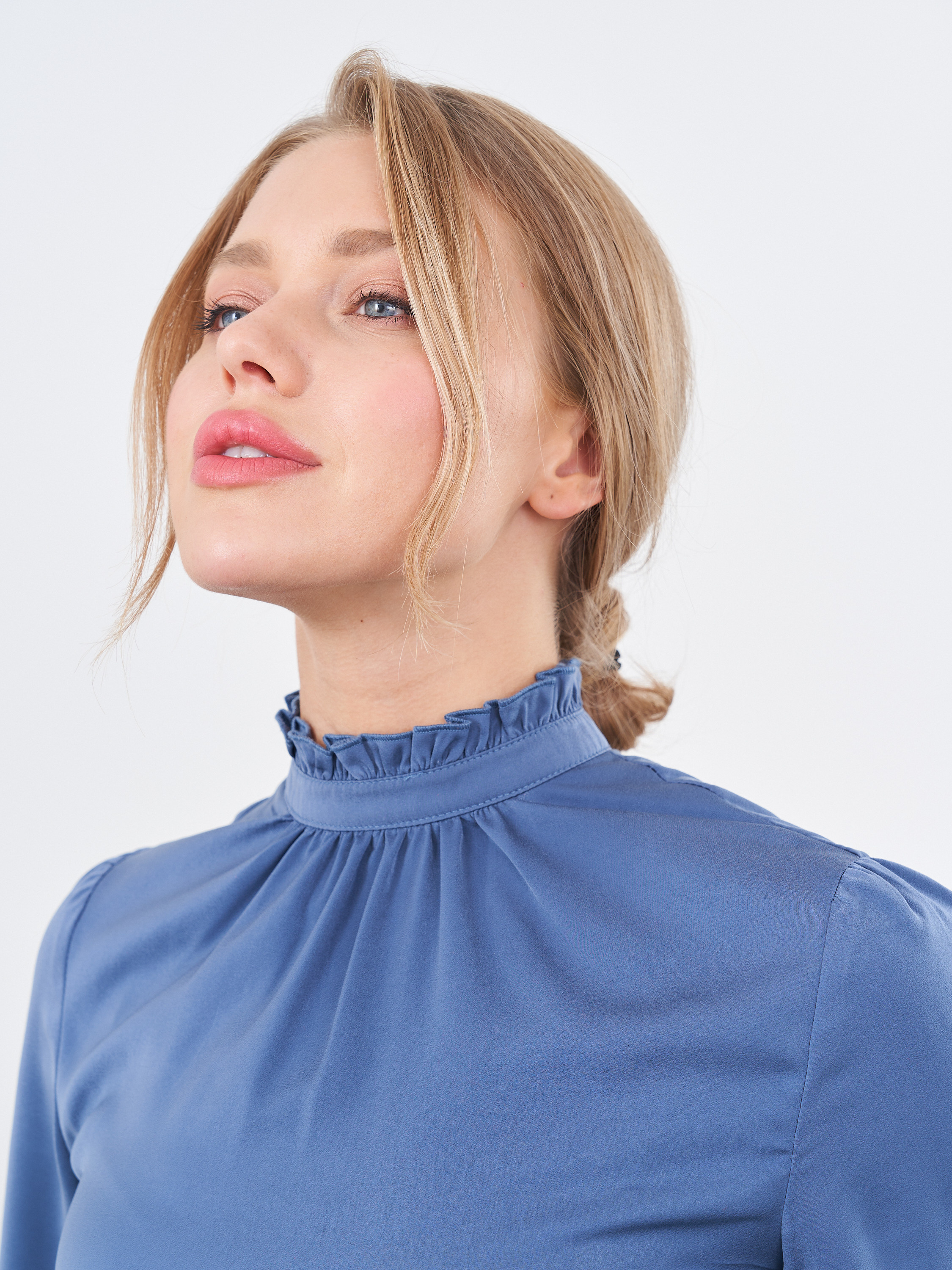 ПРИМЕРЫ РАБОТ: футболки, блузки, водолазки, топы, майки, рубашки. Контент для маркетплейсов и соцсетей. Фото и видео съемка