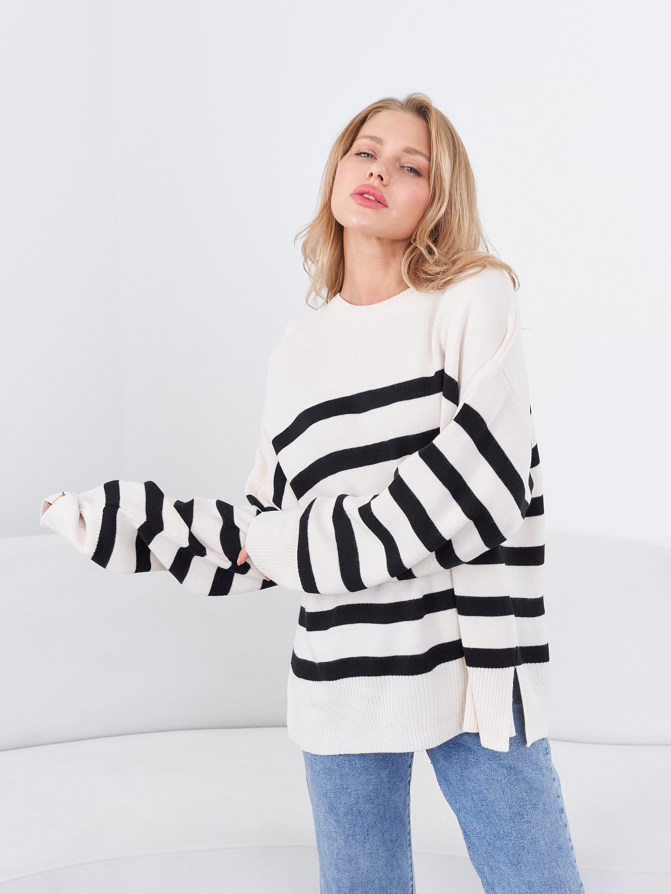 ПРИМЕРЫ РАБОТ: вязаная одежда, свитеры, кардиганы. Контент для маркетплейсов и соцсетей. Фото и видео съемка