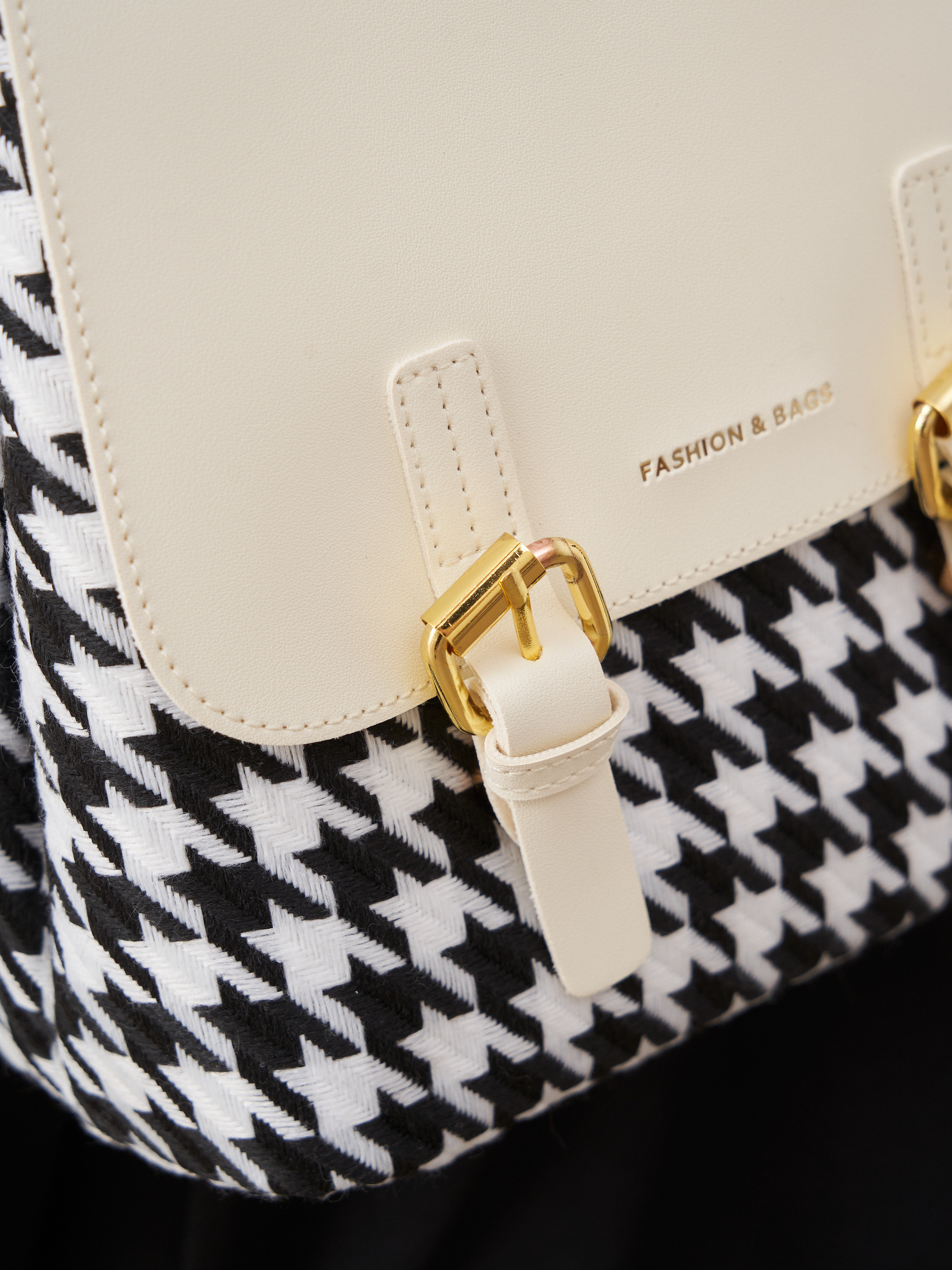 ПРИМЕРЫ РАБОТ: сумки и рюкзаки. Контент для маркетплейсов и соцсетей. Фото и видео съемка