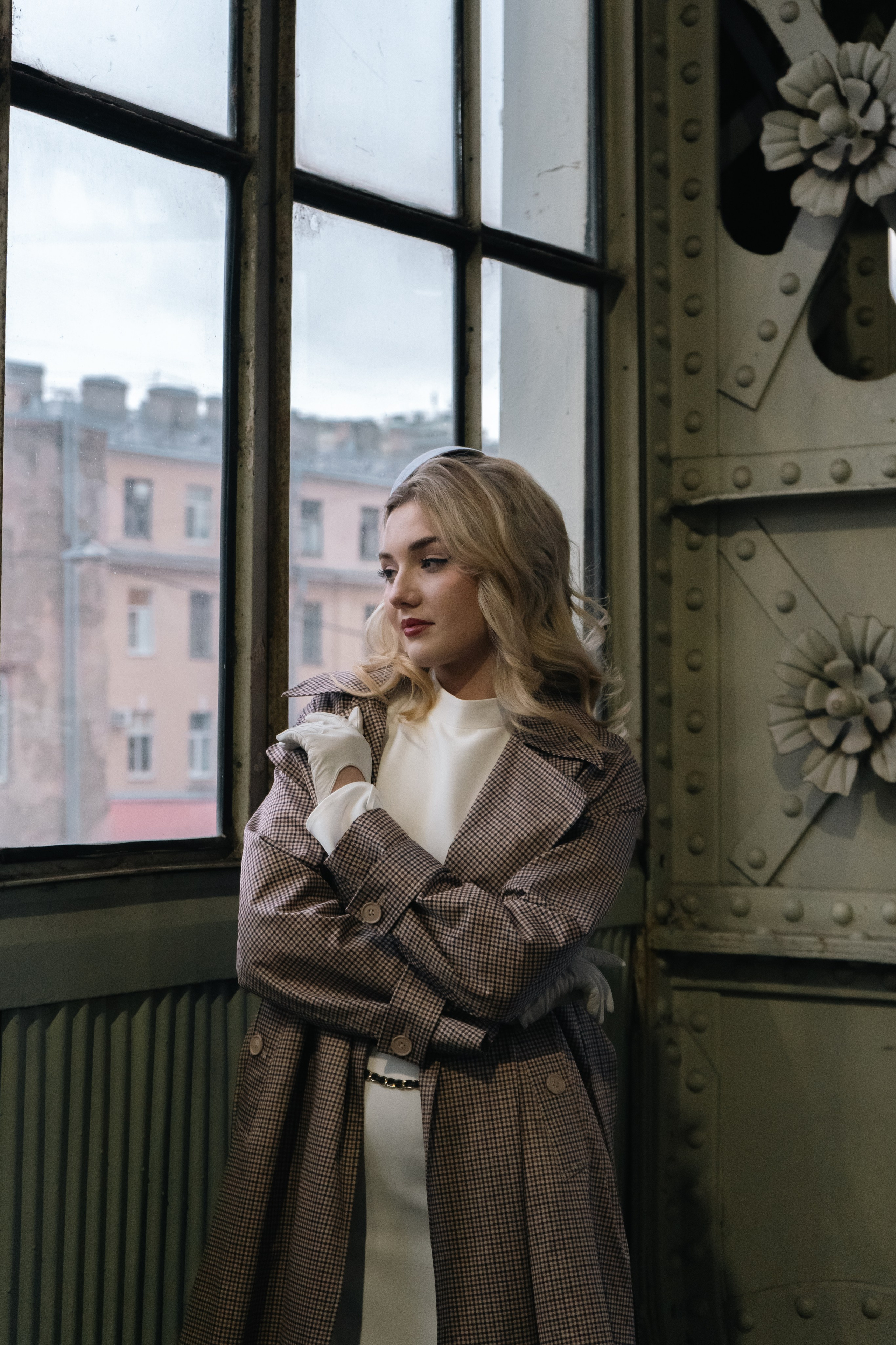 Женский портрет. Витебский вокзал. Фотограф в Санкт-Петербурге Дарья Фелингер