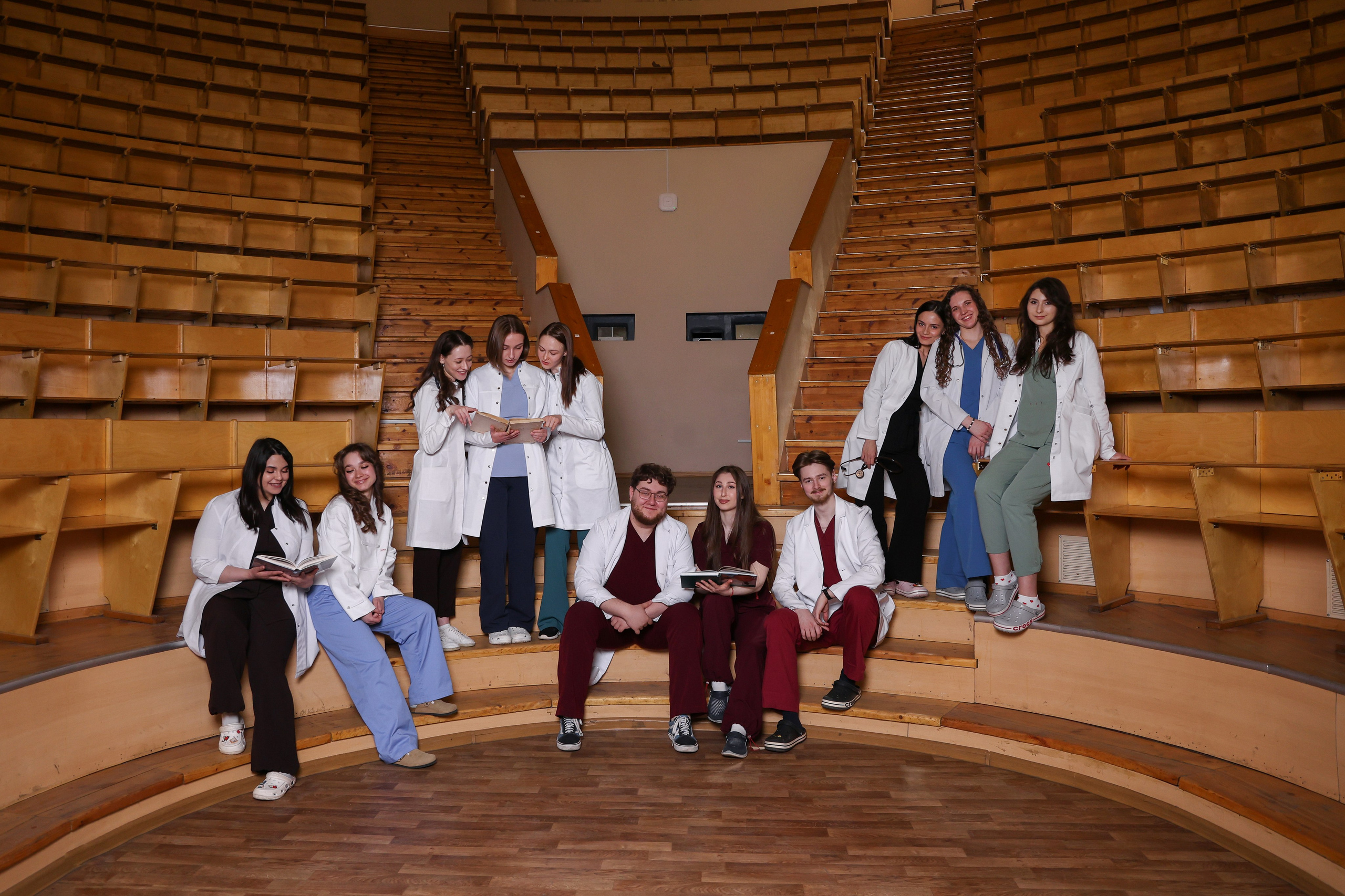 Выпускники 1 мед. Лена Колягина Фотограф по любви