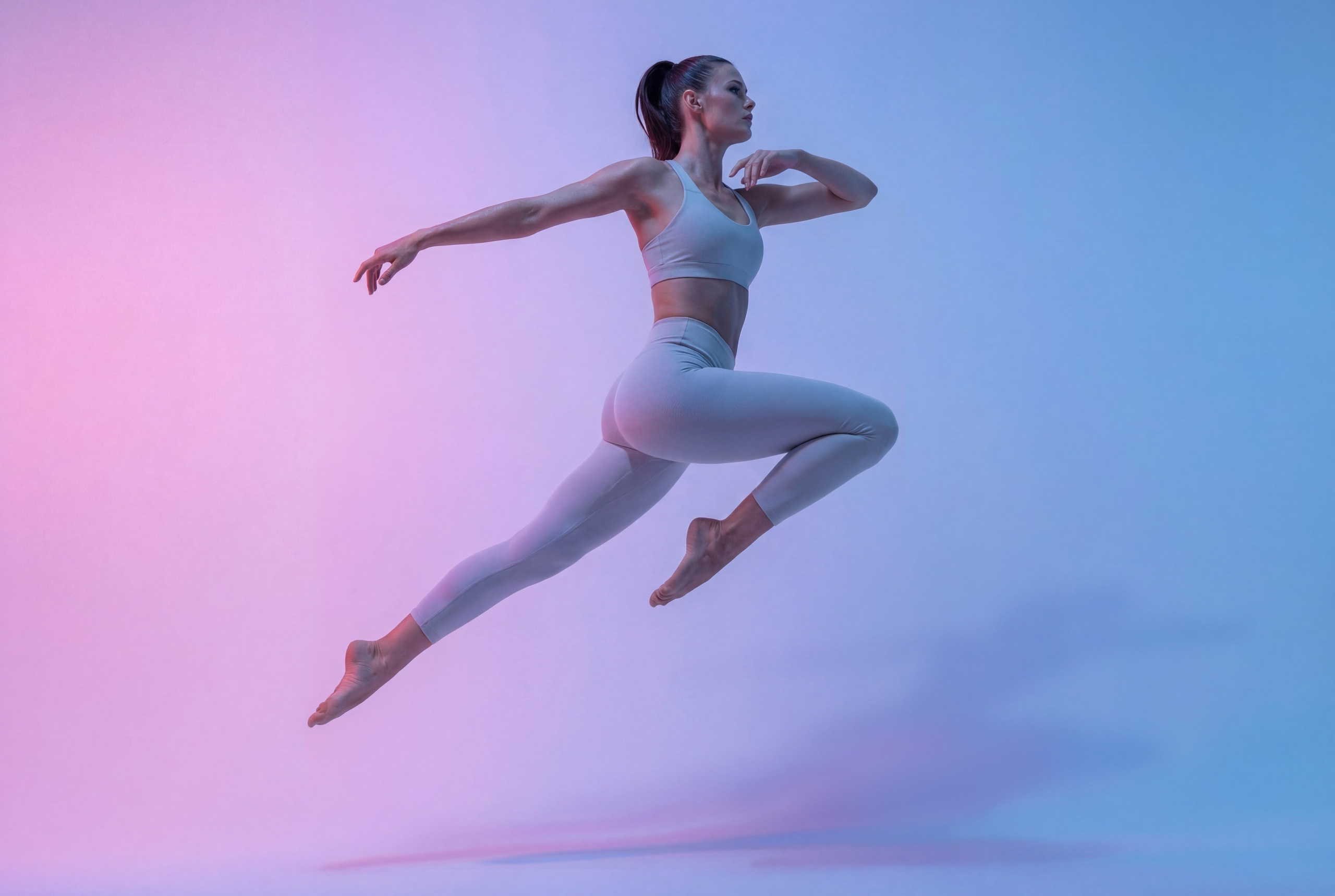 Леггенсы. Ретушер Алексей Захарьин