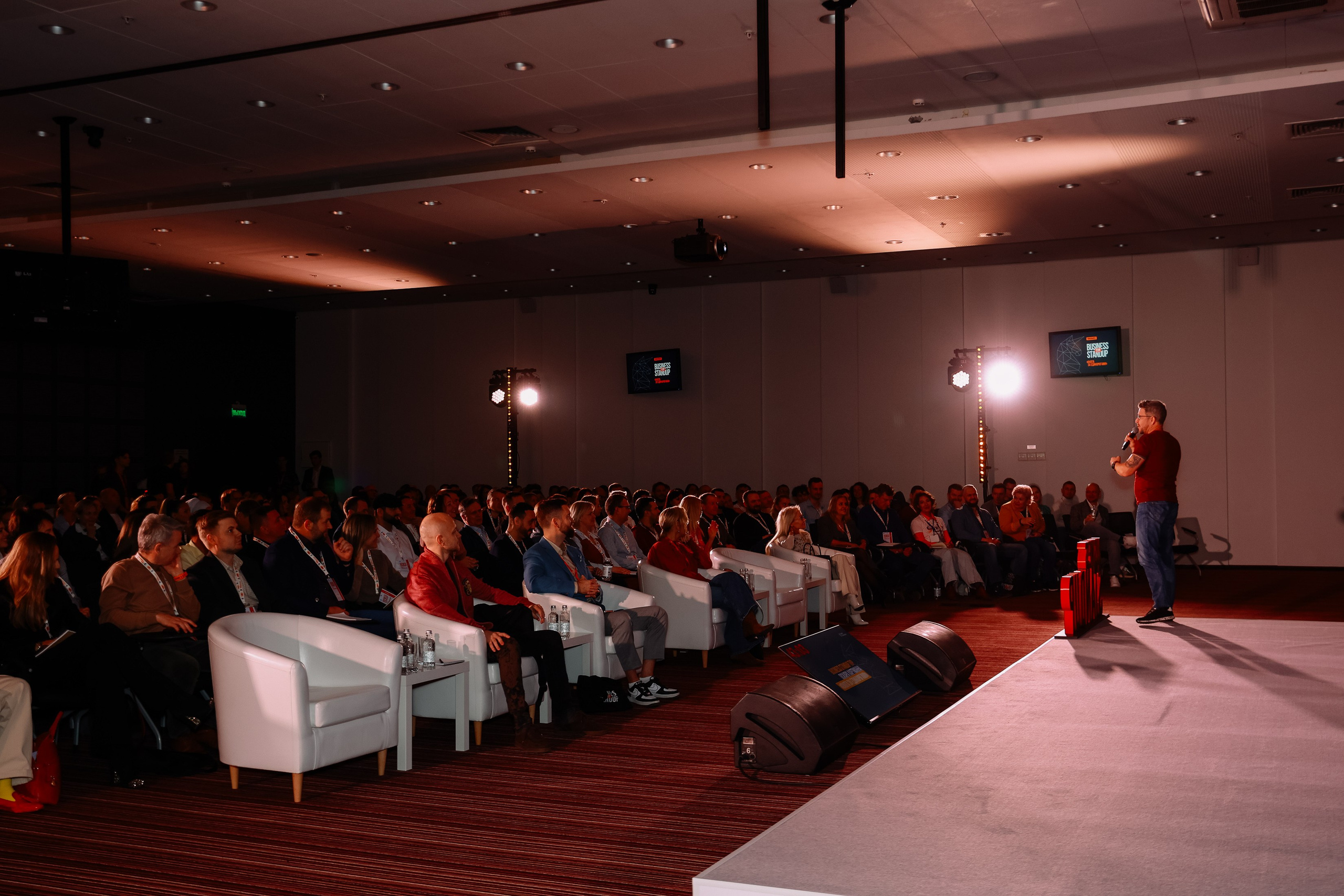 BUSNESS STANDUP с Оскаром Хартманном. Фотограф Юлия Мальцева