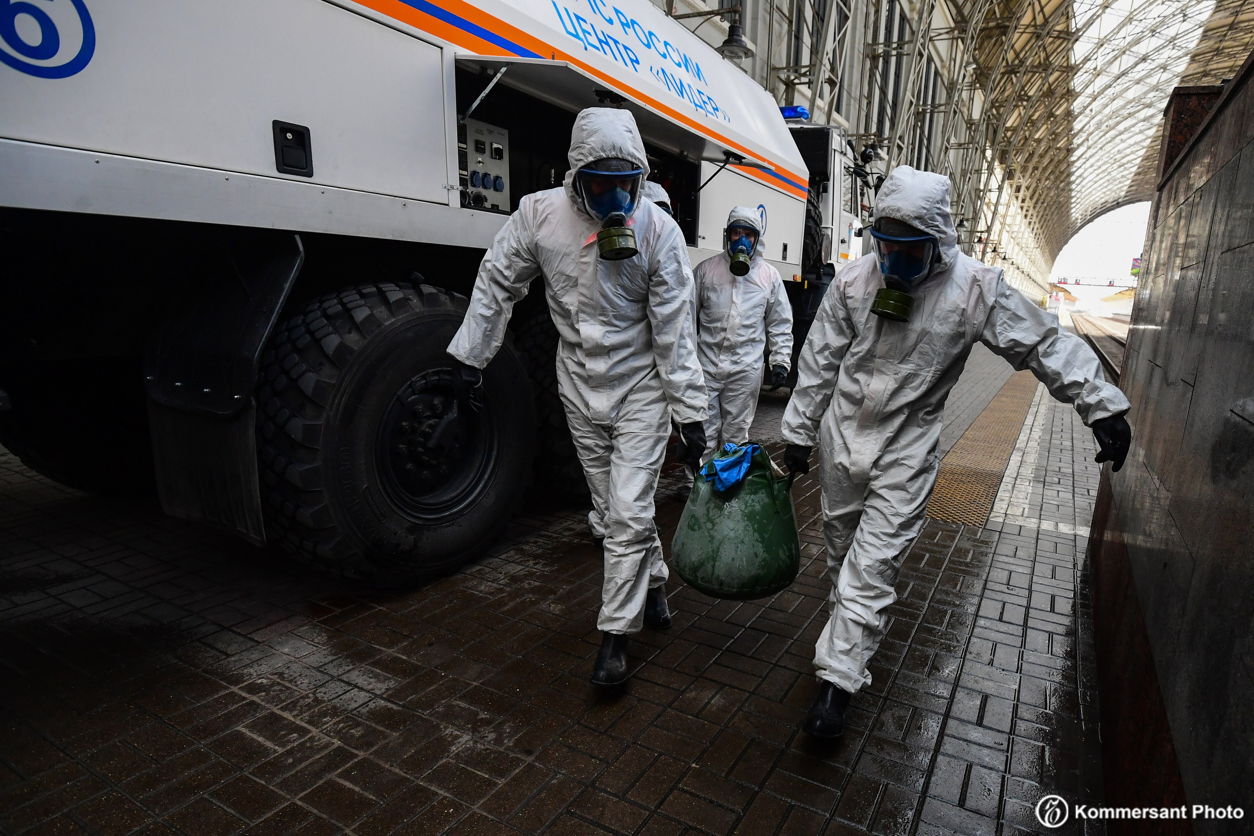 Пандемия Covid-19. Игорь Иванко — Репортажный и событийный фотограф. Москва